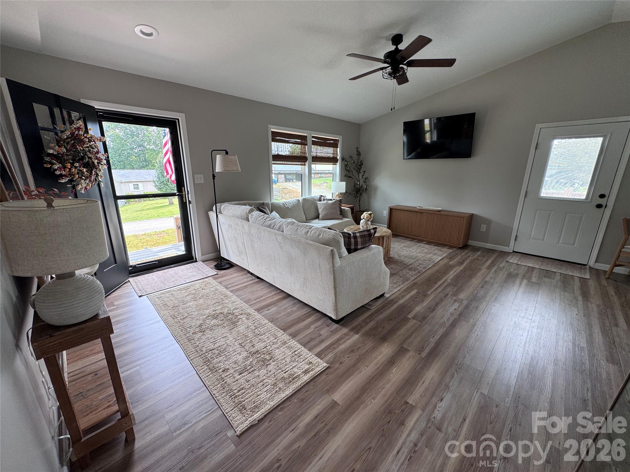 3535 High West Drive — Lenoir
