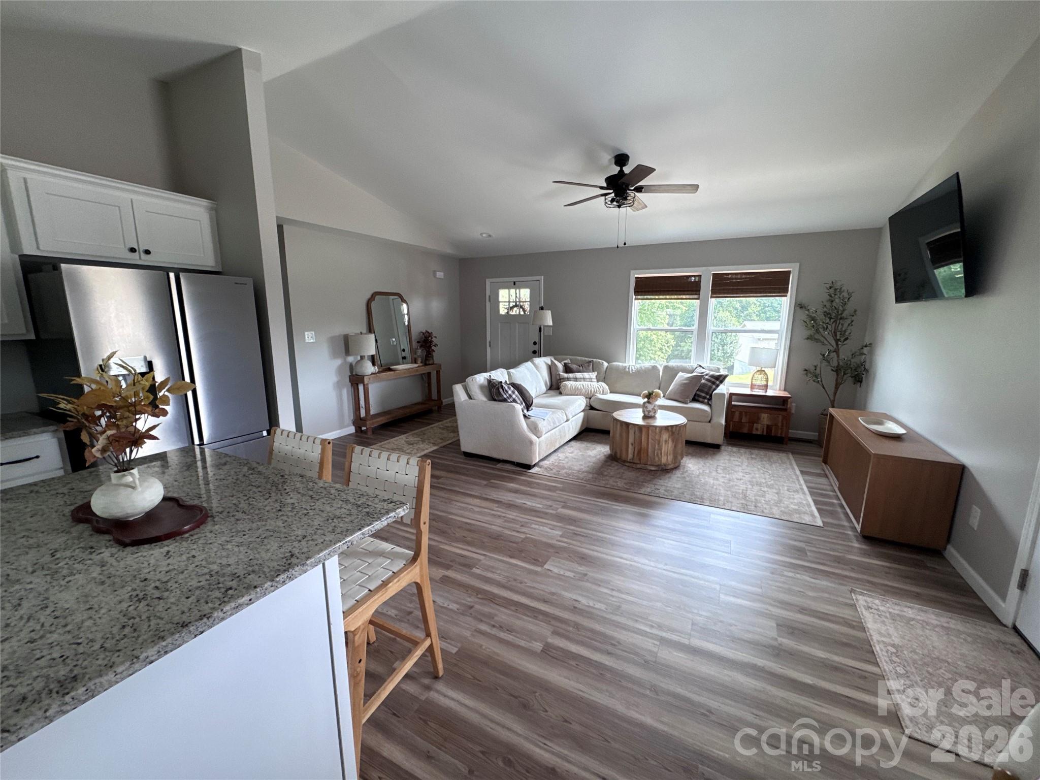 3535 High West Drive — Lenoir