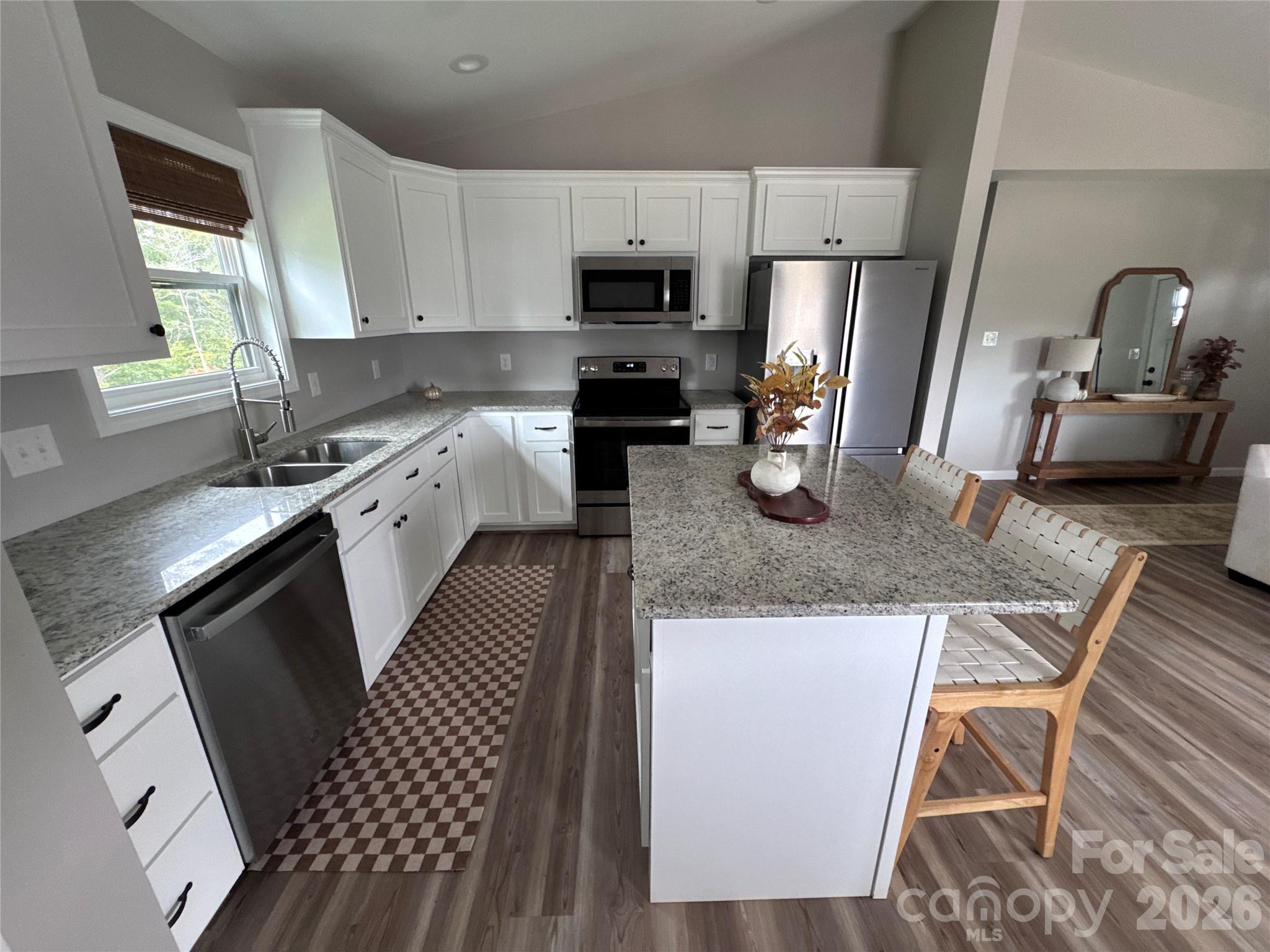 3535 High West Drive — Lenoir