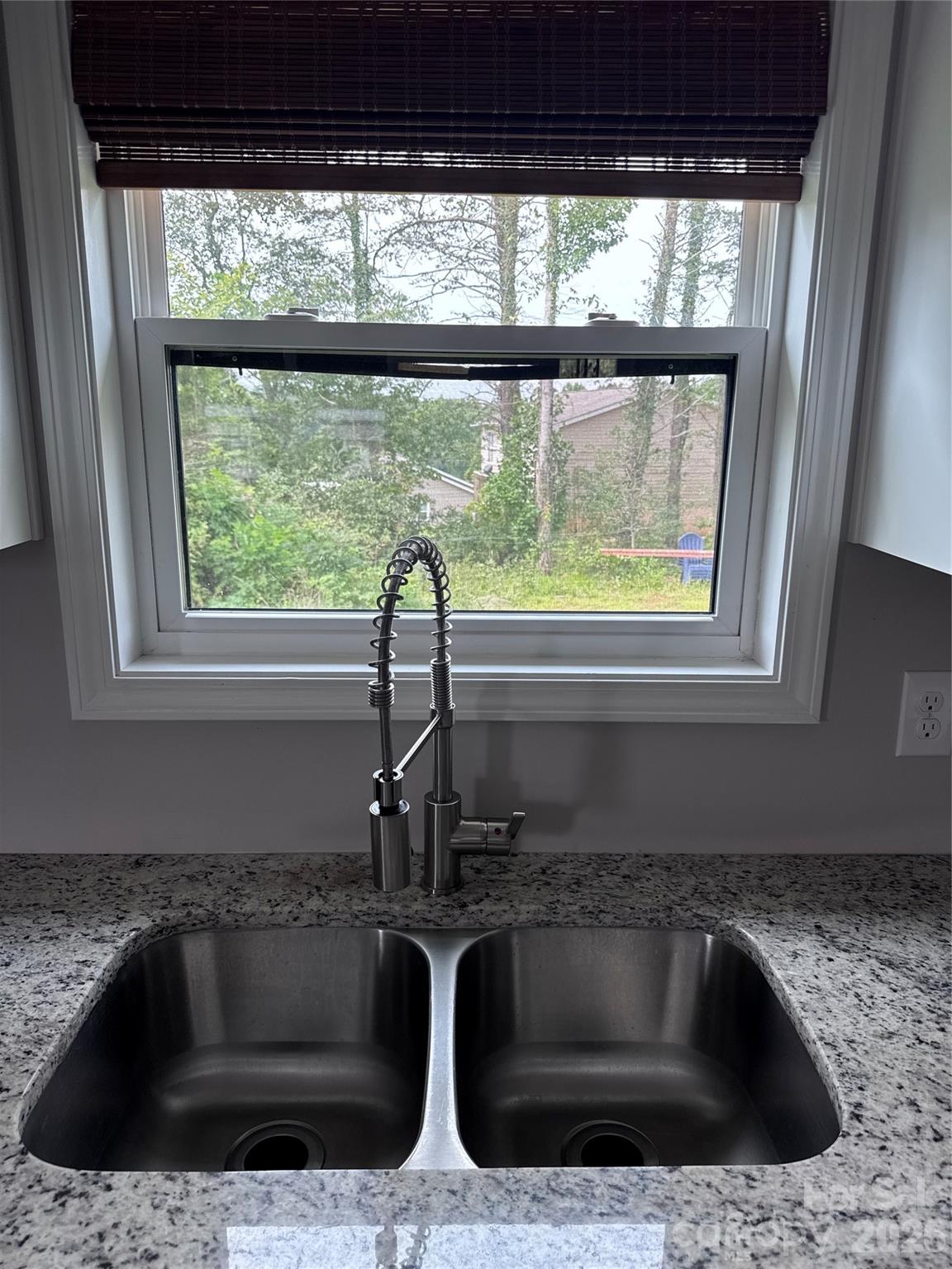 3535 High West Drive — Lenoir