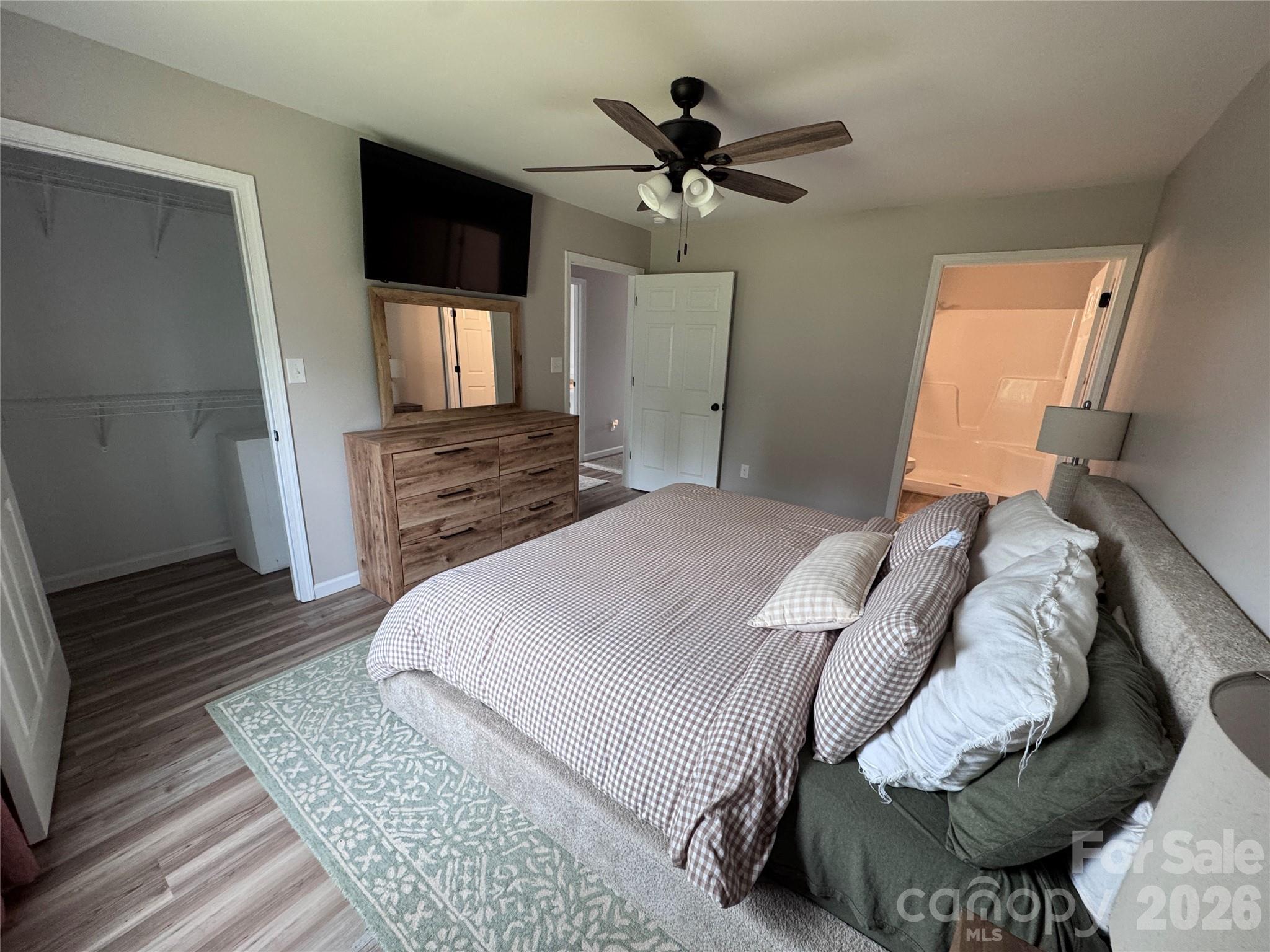 3535 High West Drive — Lenoir