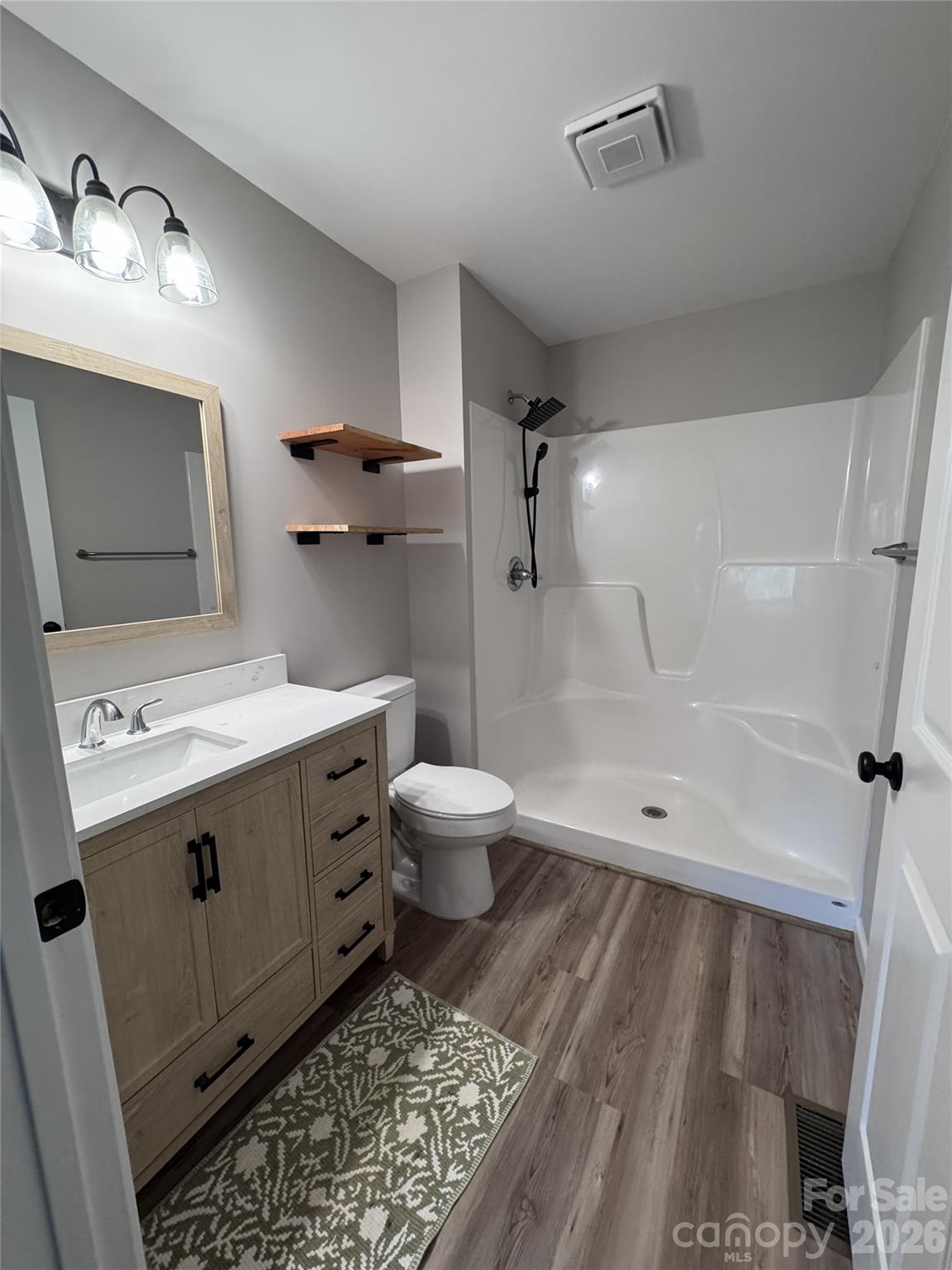 3535 High West Drive — Lenoir