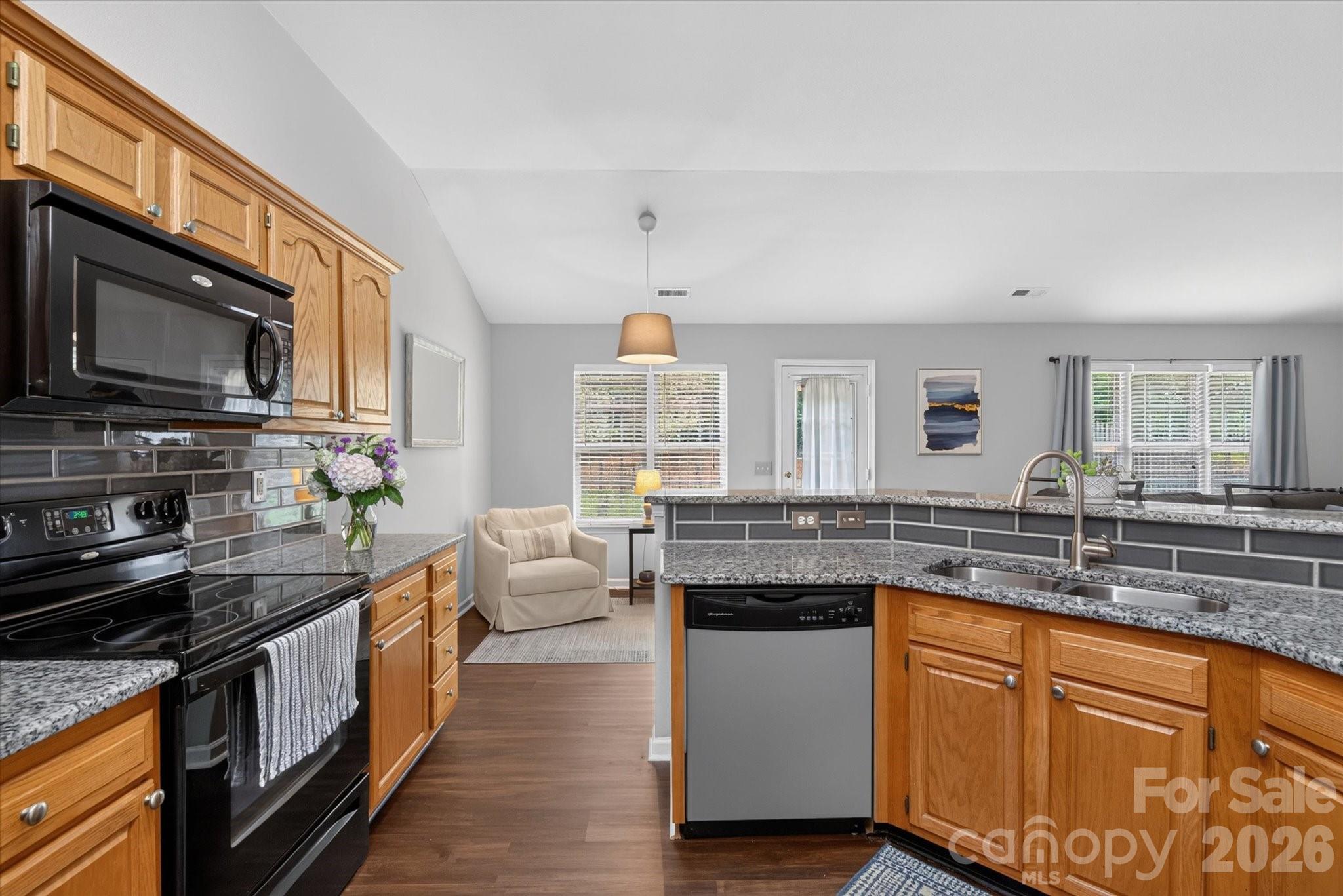 9407 Thatcher Hall Court — Charlotte