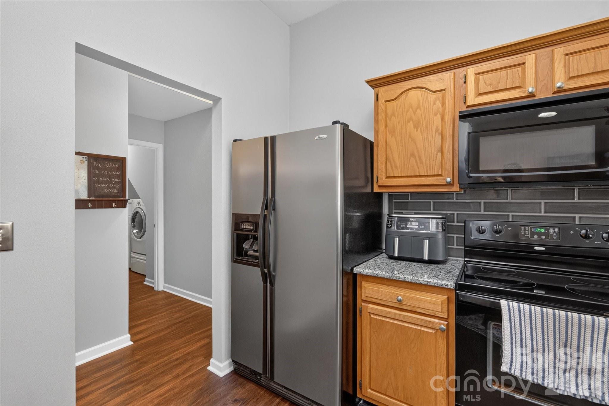 9407 Thatcher Hall Court — Charlotte