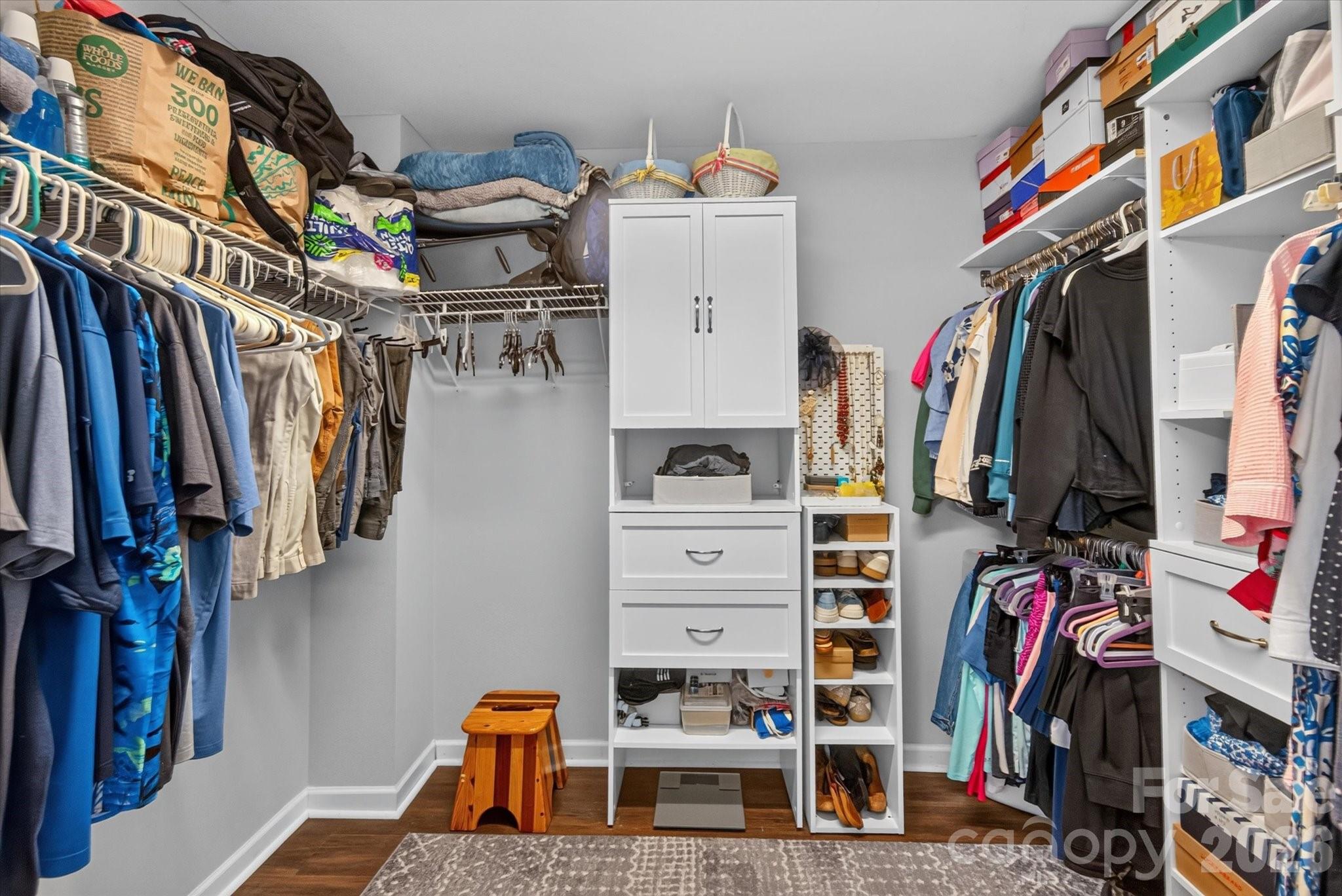 9407 Thatcher Hall Court — Charlotte