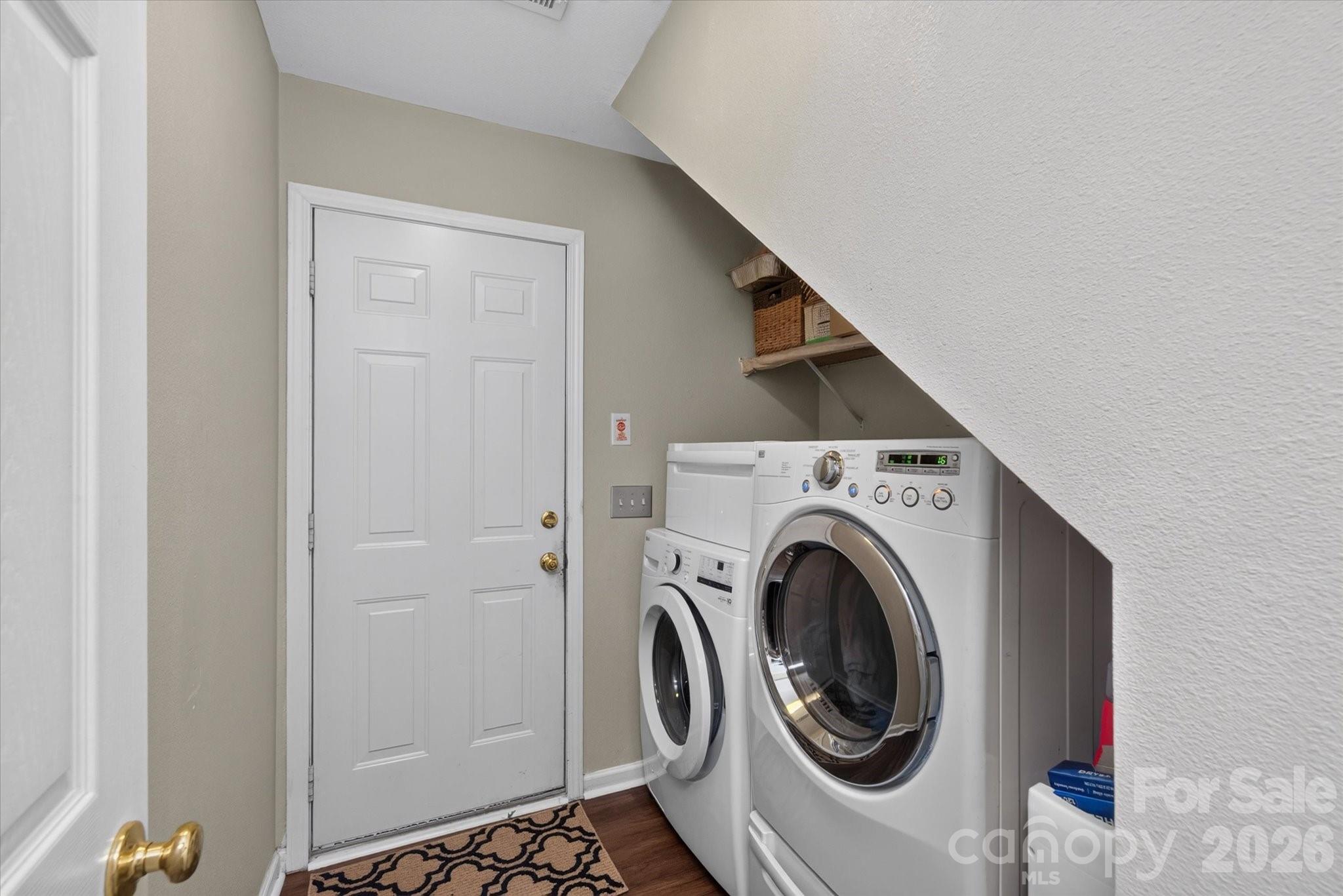 9407 Thatcher Hall Court — Charlotte