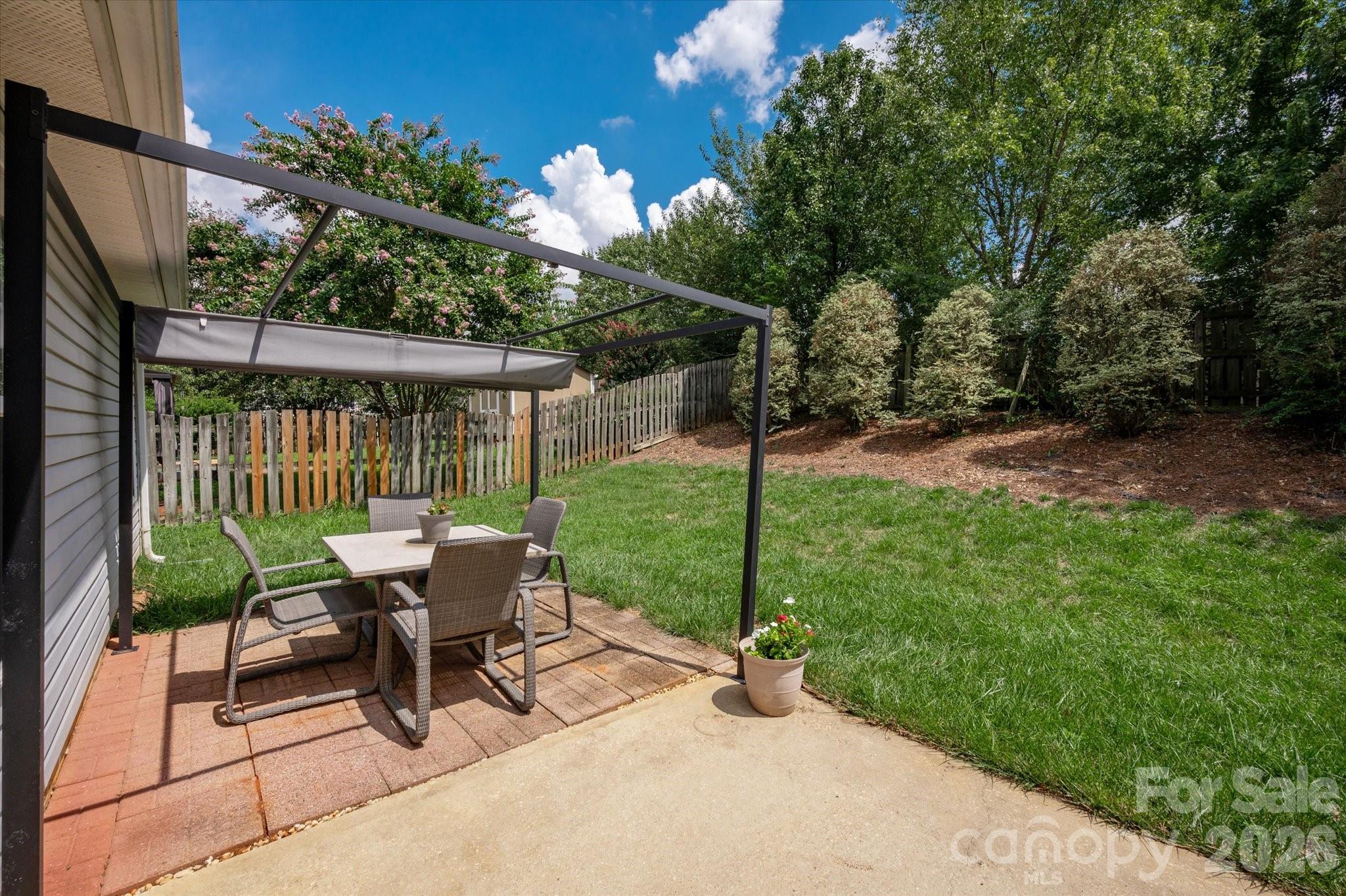 9407 Thatcher Hall Court — Charlotte