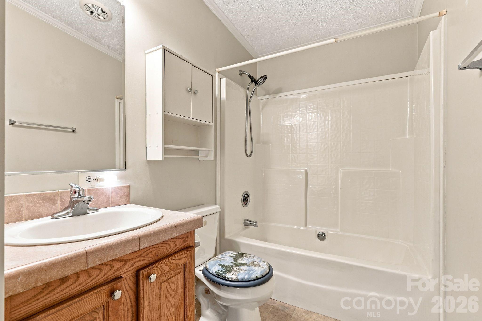 175 Riverfield Drive — Statesville