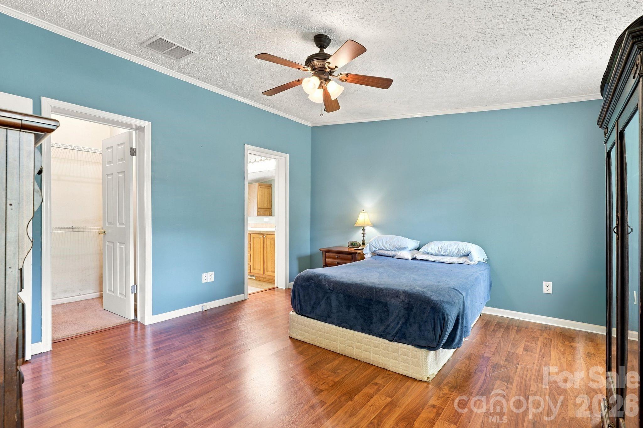 175 Riverfield Drive — Statesville