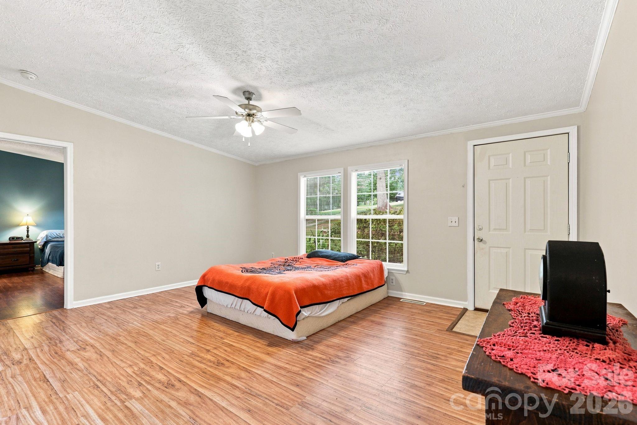 175 Riverfield Drive — Statesville