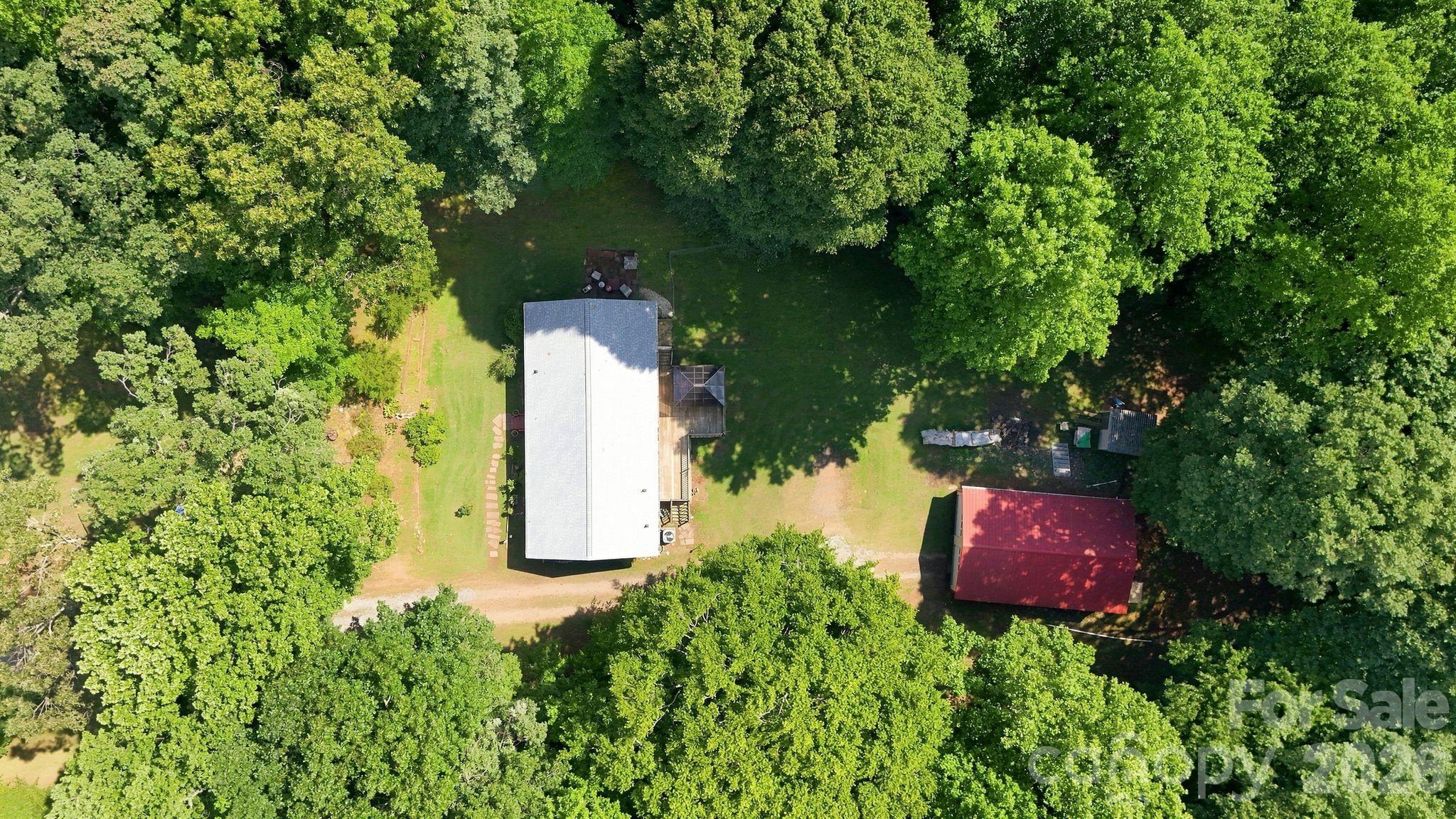 175 Riverfield Drive — Statesville
