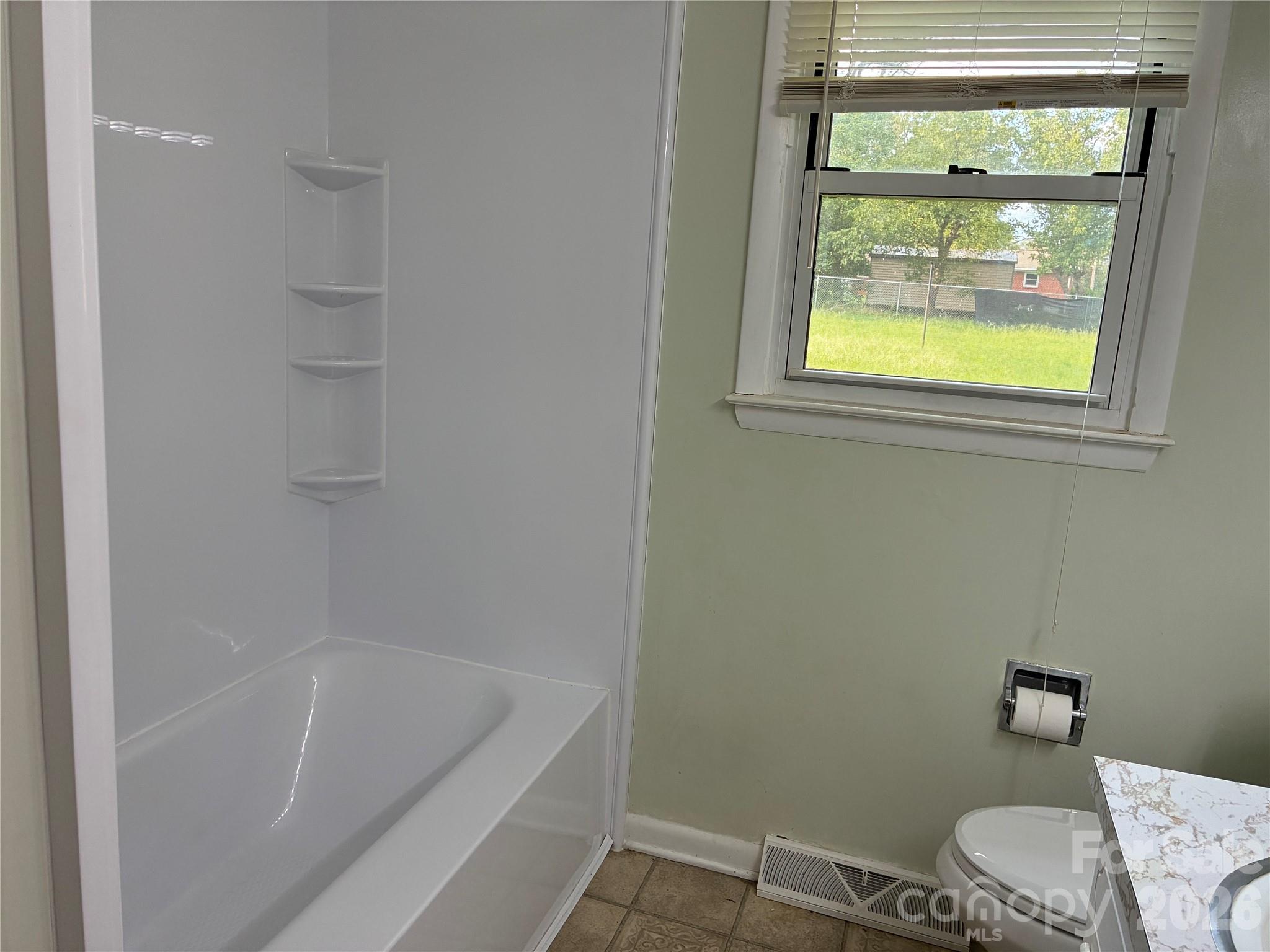 6102 Len Drive — Shelby
