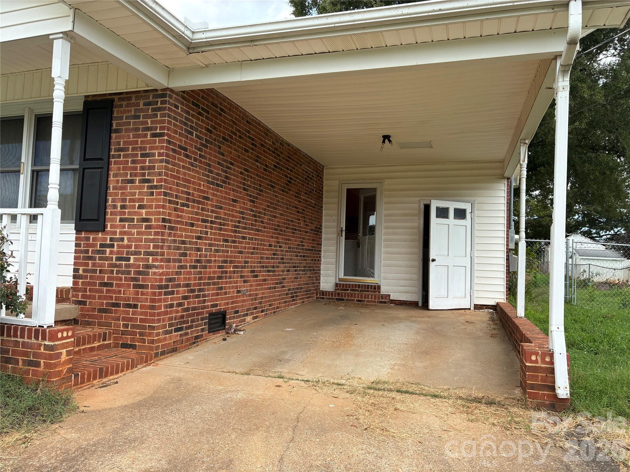 6102 Len Drive — Shelby