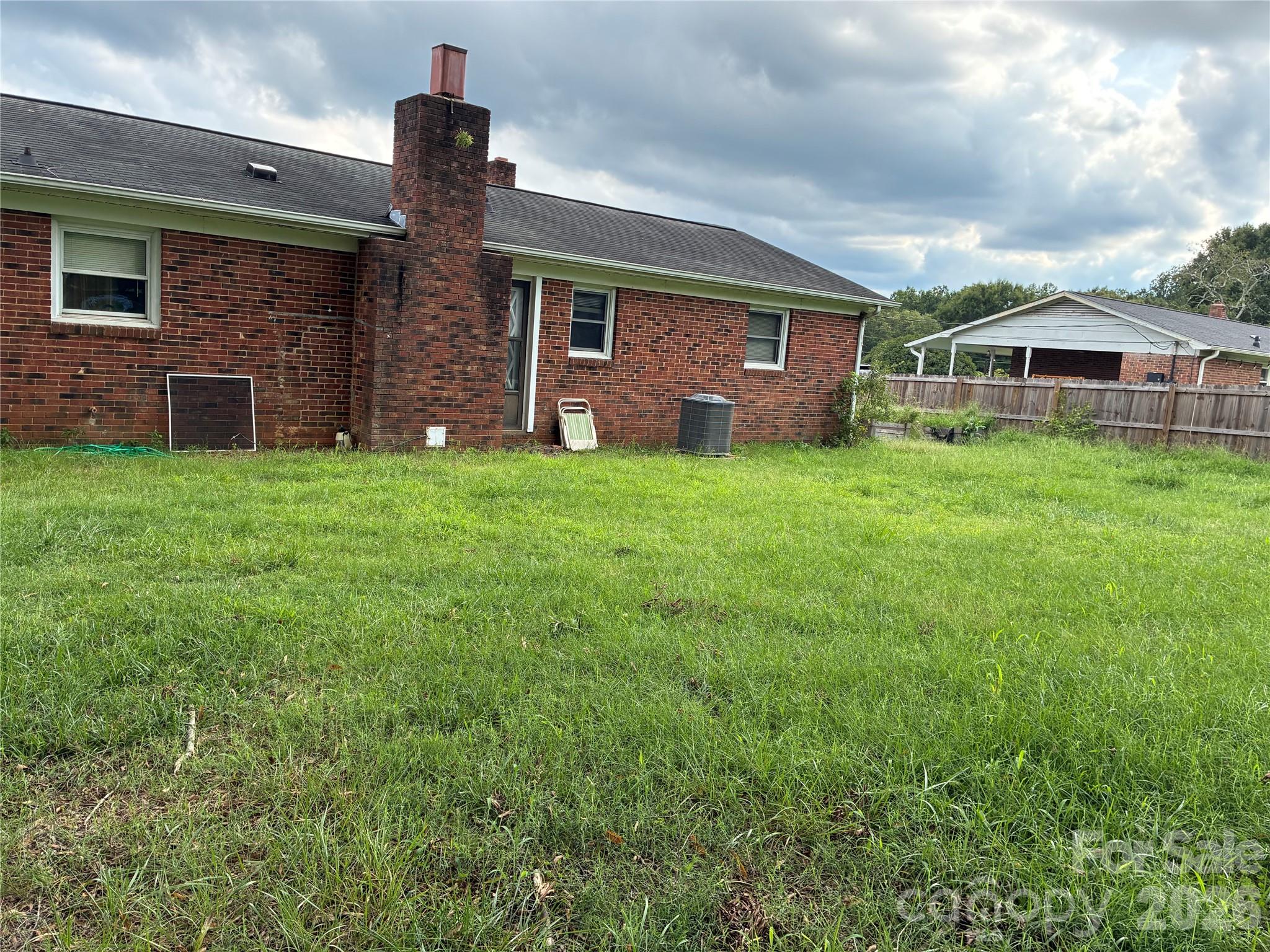6102 Len Drive — Shelby