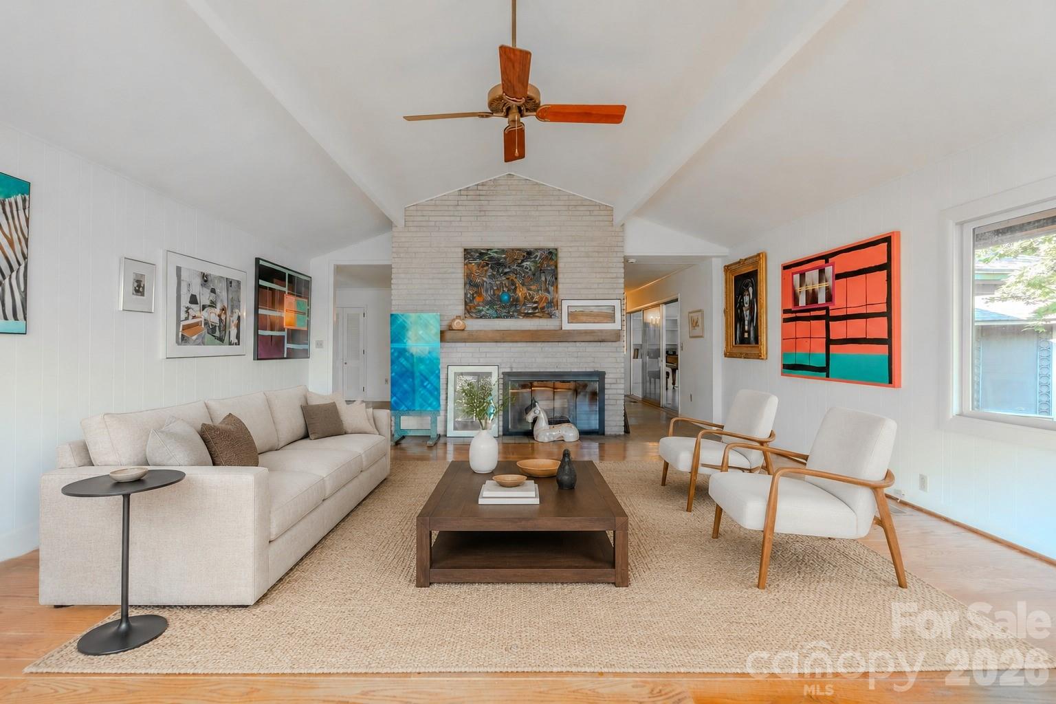 1225 Hogback Mountain Road — Tryon
