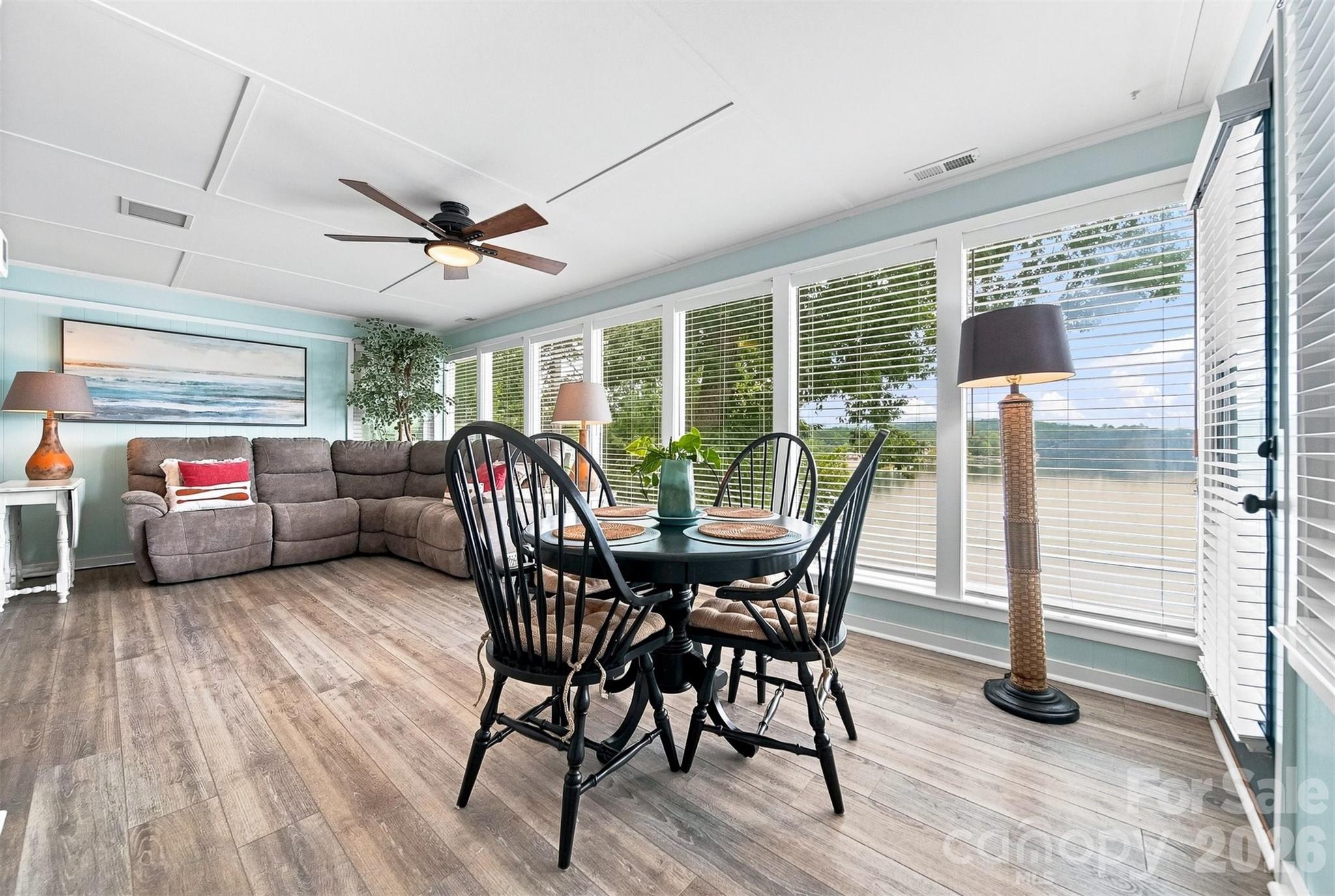 220 Lakeshore Lane — Taylorsville