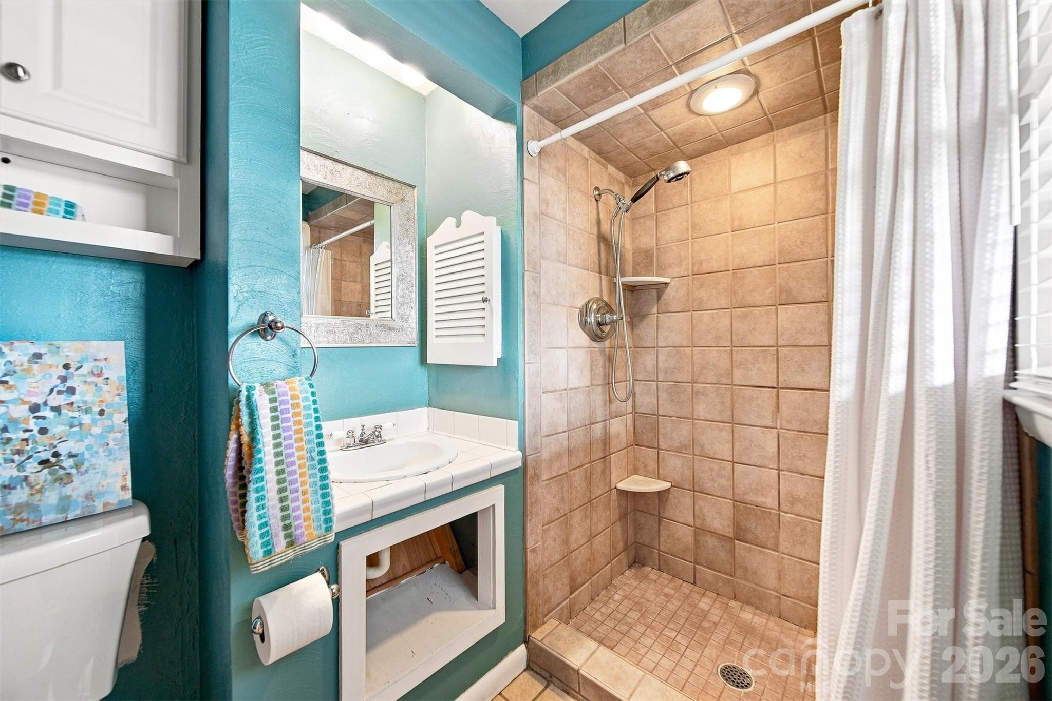 220 Lakeshore Lane — Taylorsville