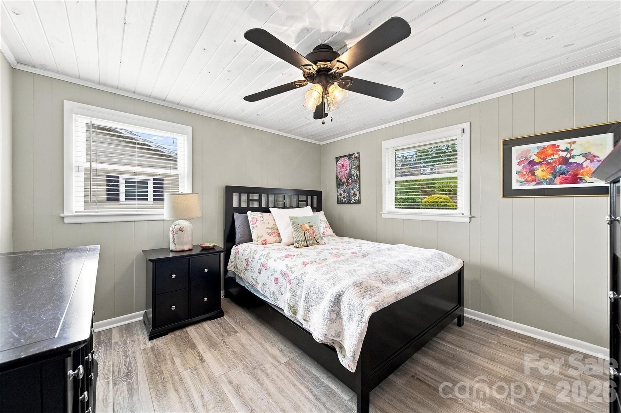 220 Lakeshore Lane — Taylorsville