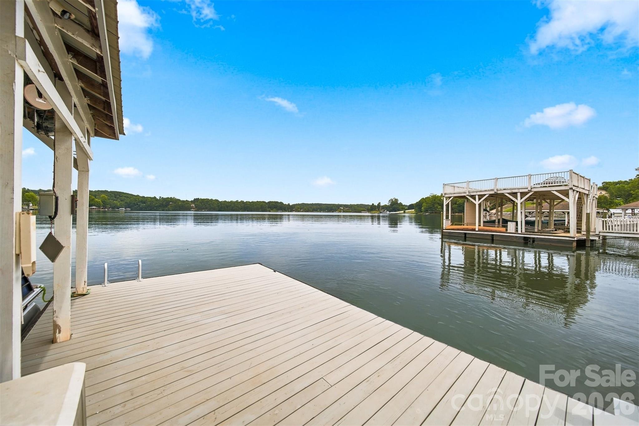 220 Lakeshore Lane — Taylorsville