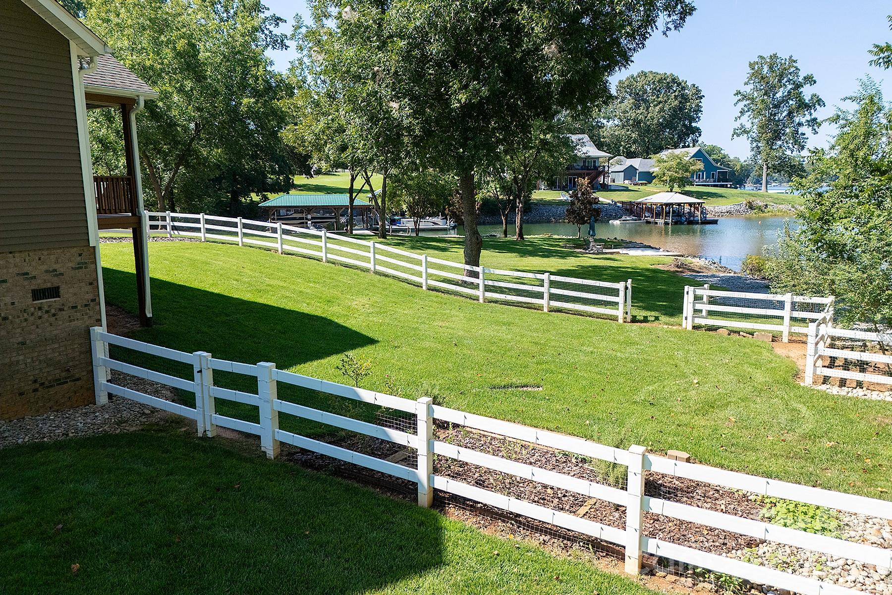 3825 Chevlot Hills Road — Sherrills Ford