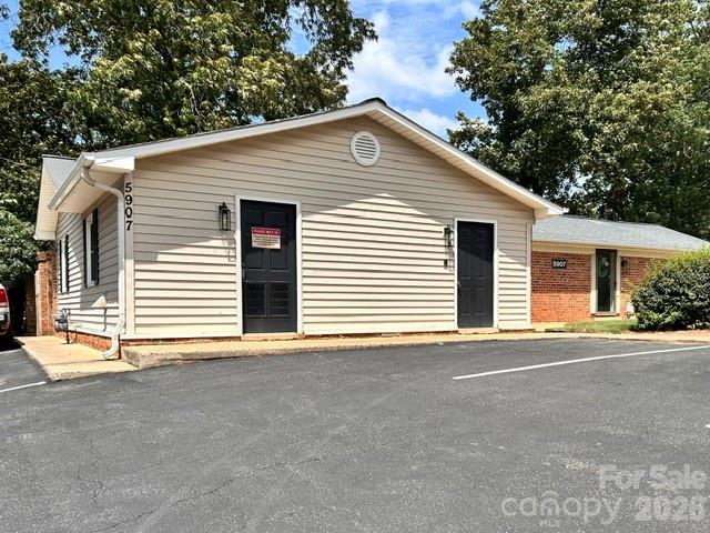 5925 Quail Hollow Road #C — Charlotte