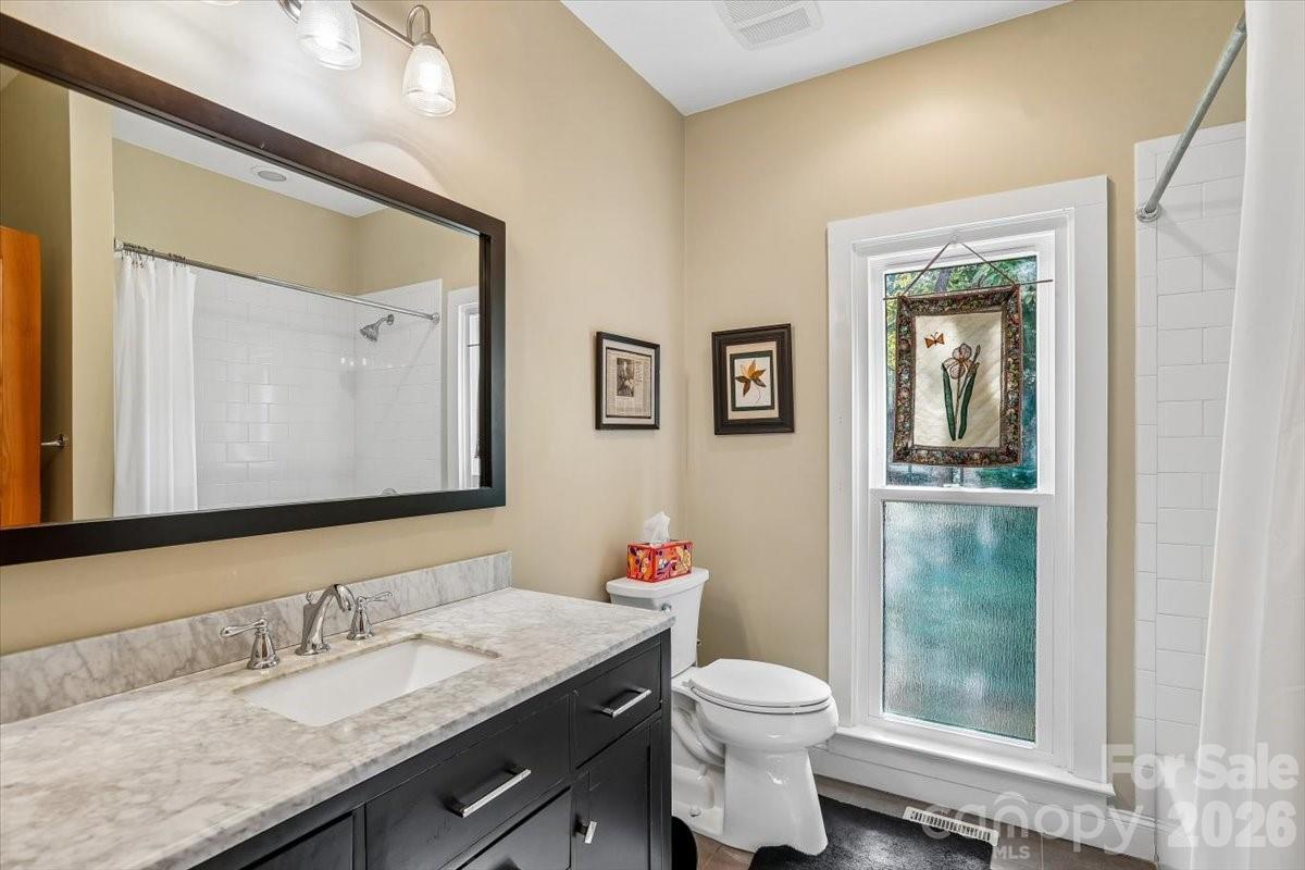 351 Catalina Drive — Mooresville