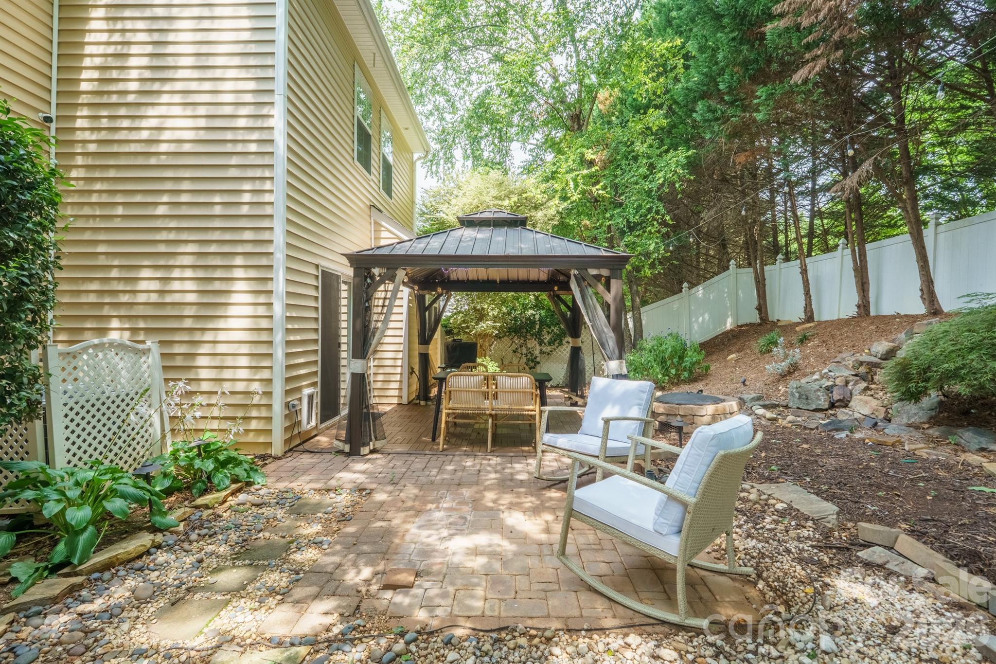 17916 Caldwell Track Drive — Cornelius