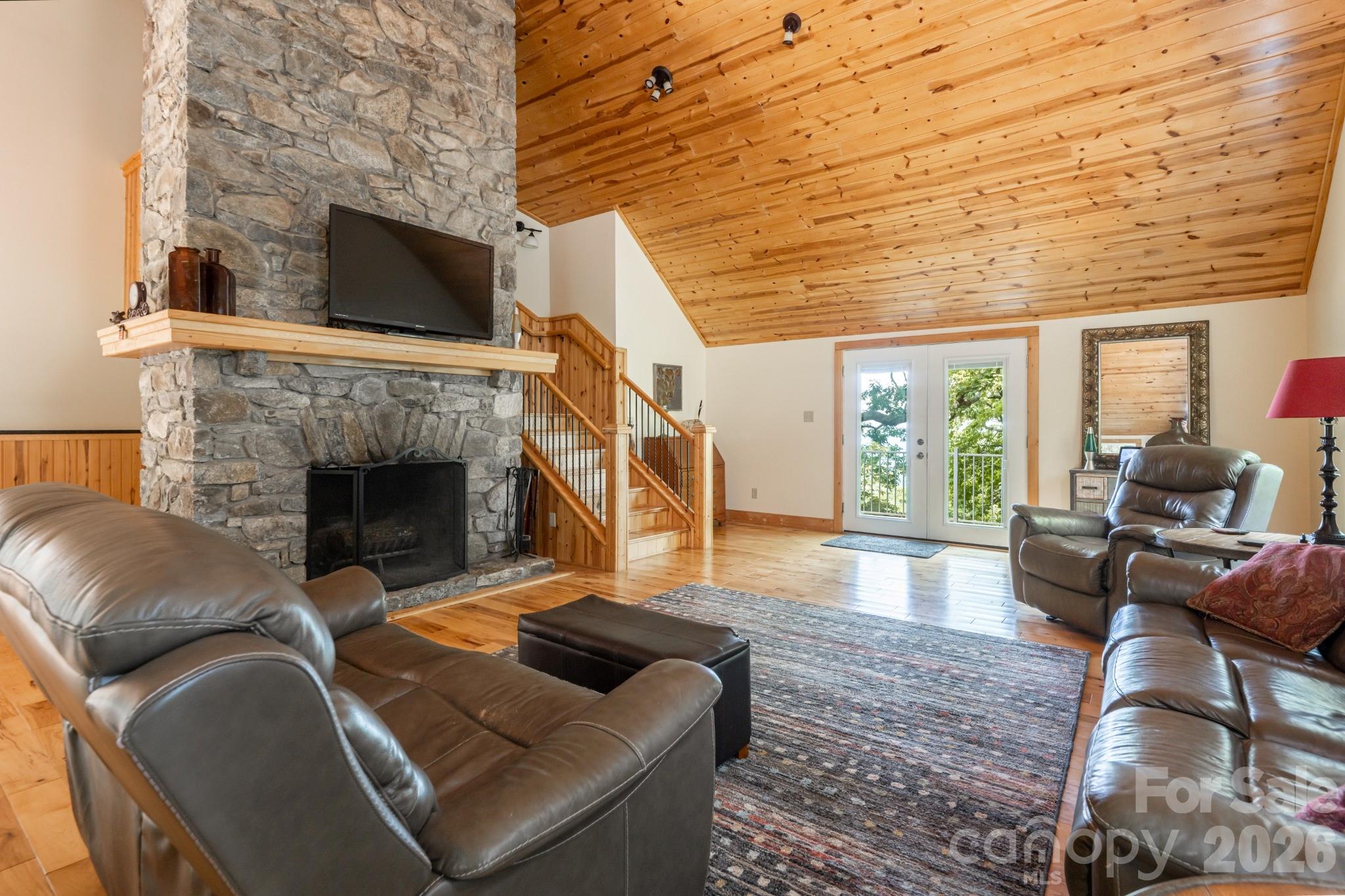 219 Echo Mountain View Road — Fairview