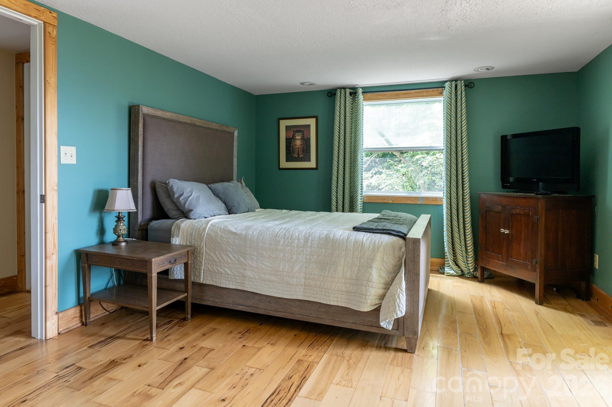 219 Echo Mountain View Road — Fairview