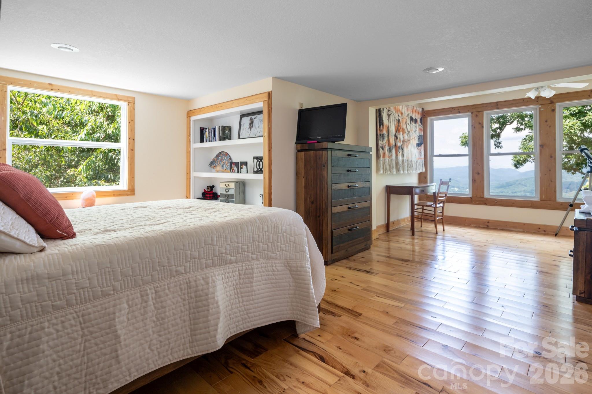 219 Echo Mountain View Road — Fairview