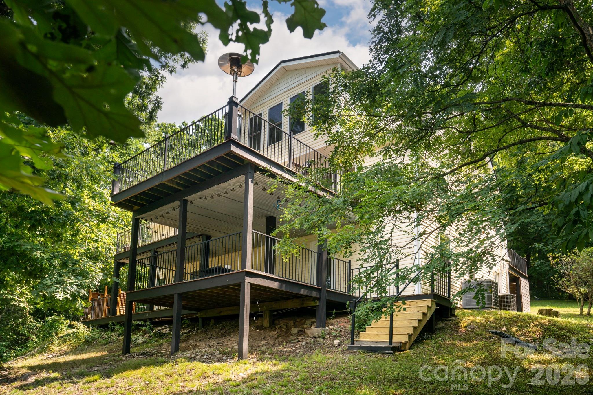 219 Echo Mountain View Road — Fairview