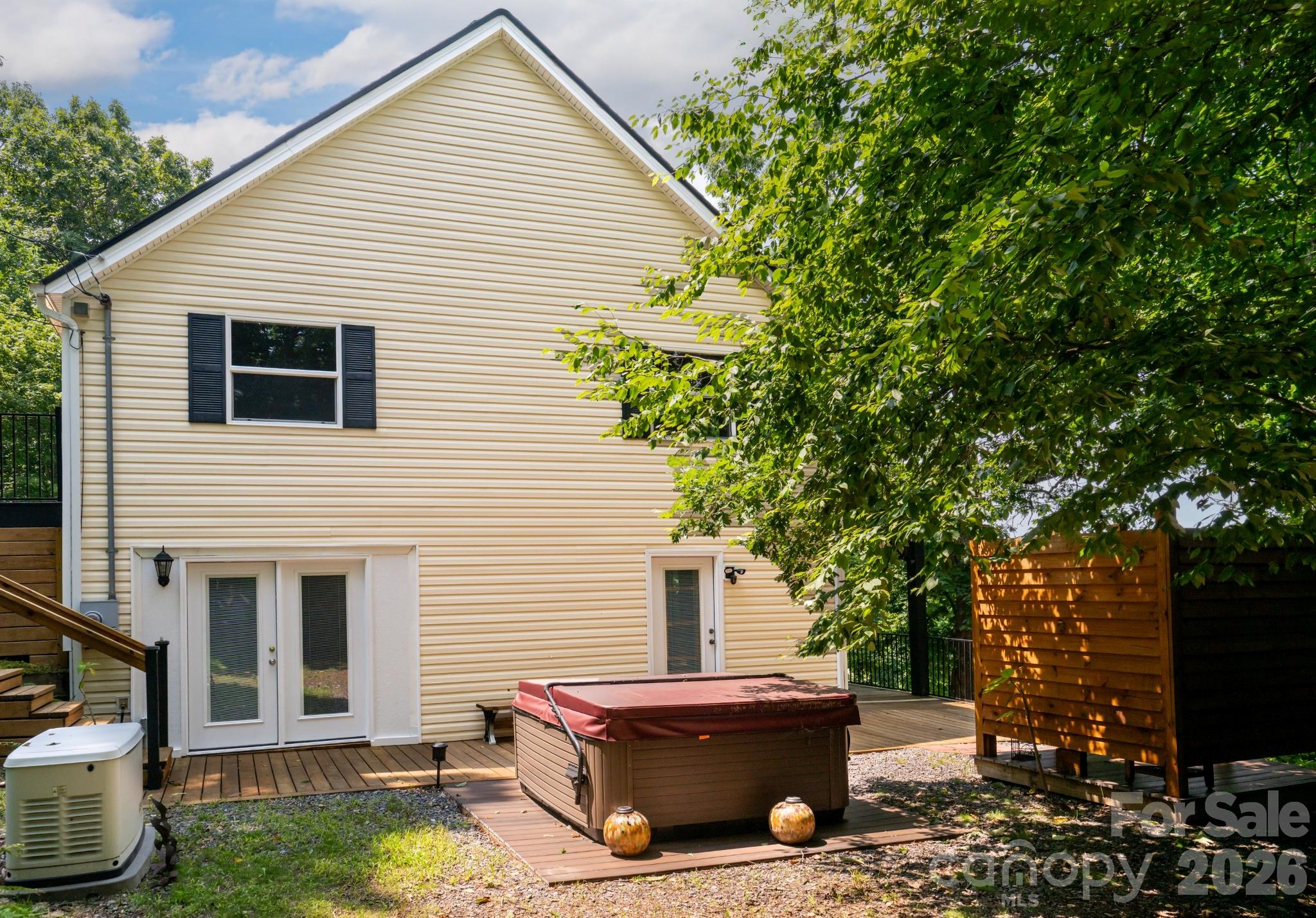 219 Echo Mountain View Road — Fairview