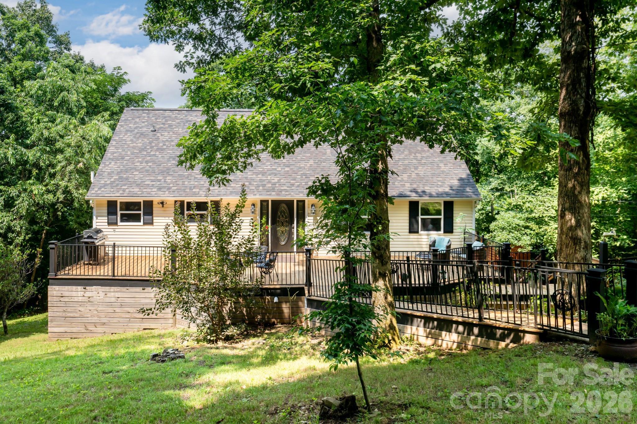 219 Echo Mountain View Road — Fairview