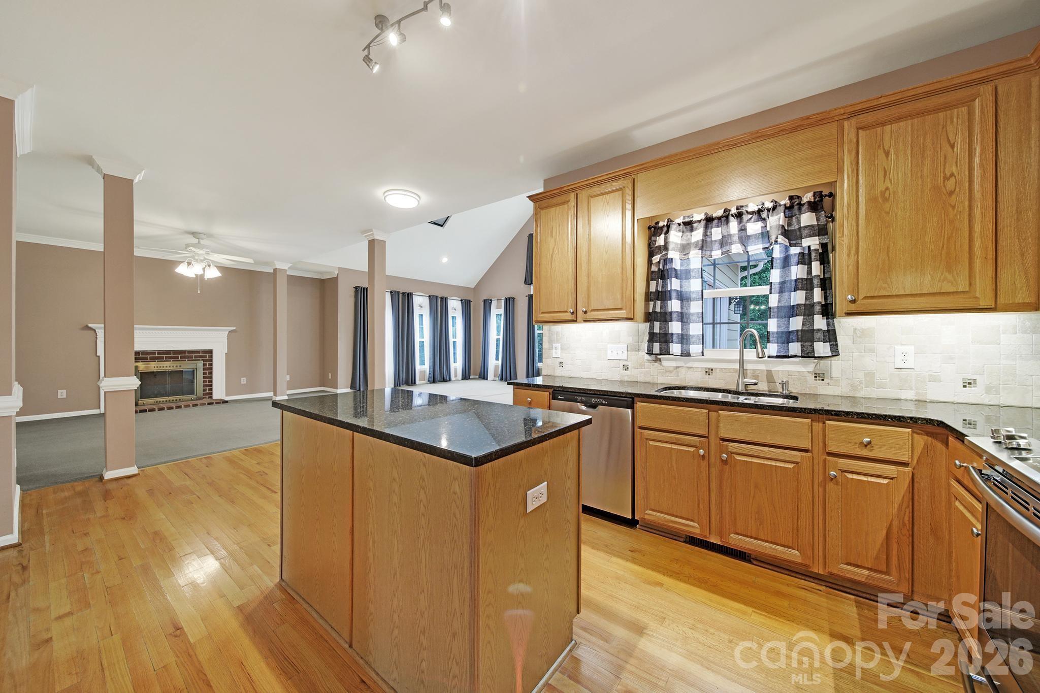 5709 Mallard Grove Road — Charlotte