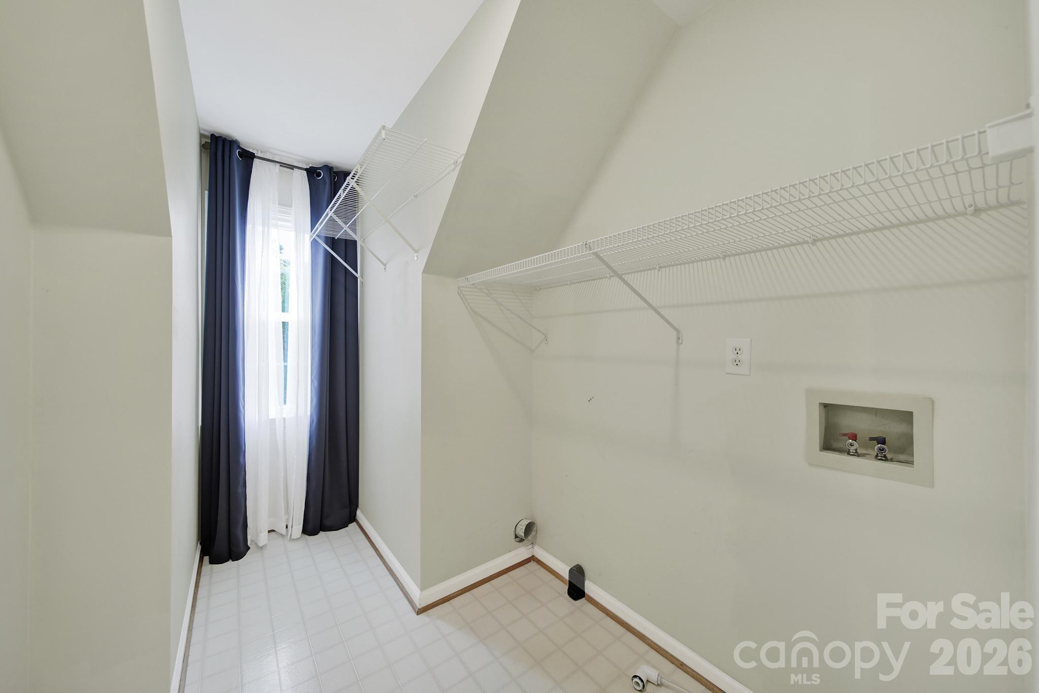 5709 Mallard Grove Road — Charlotte