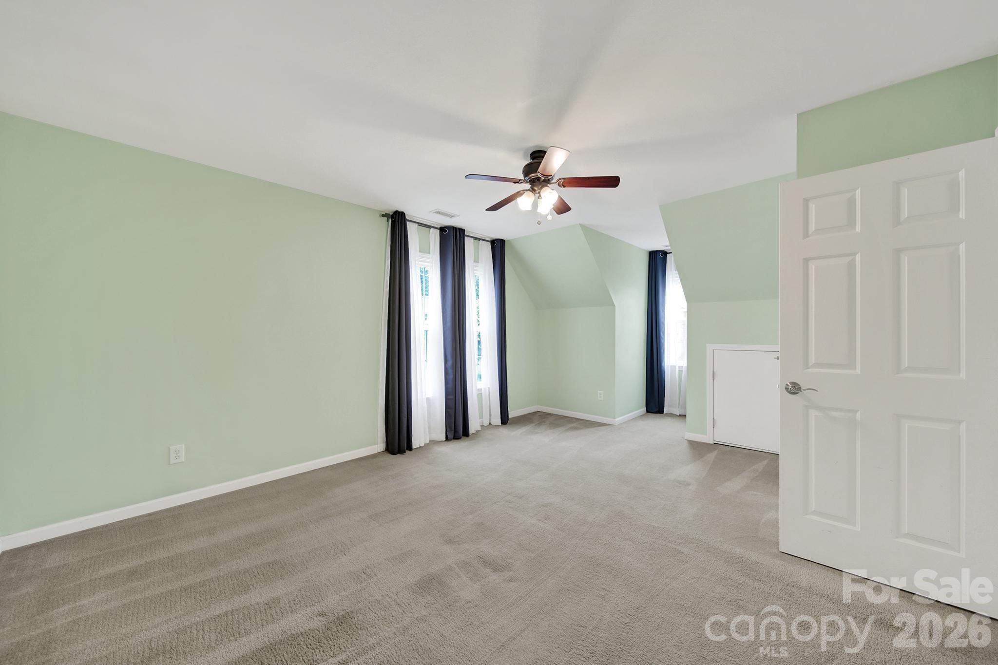5709 Mallard Grove Road — Charlotte