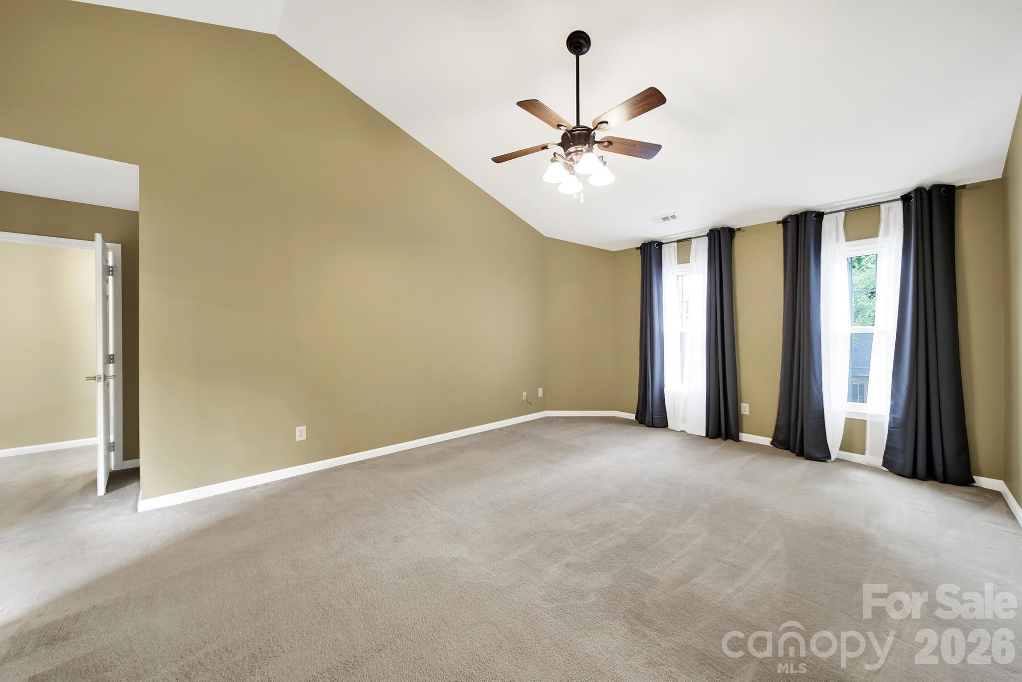 5709 Mallard Grove Road — Charlotte