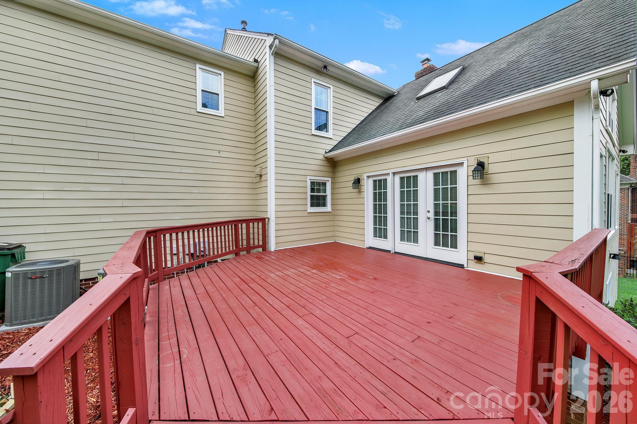 5709 Mallard Grove Road — Charlotte