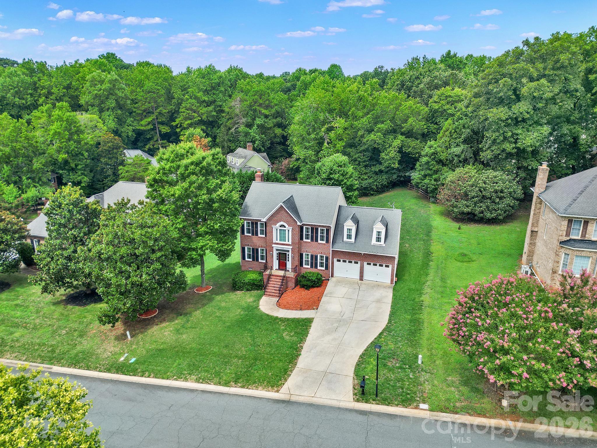 5709 Mallard Grove Road — Charlotte