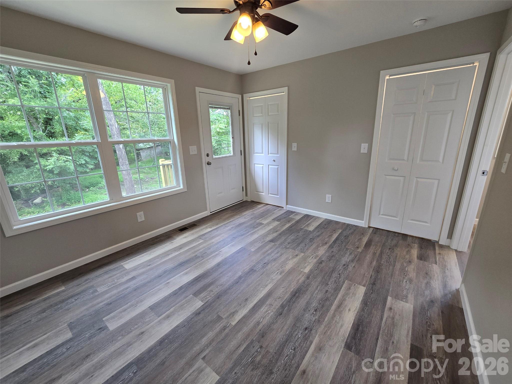619 Railroad Avenue — Troy