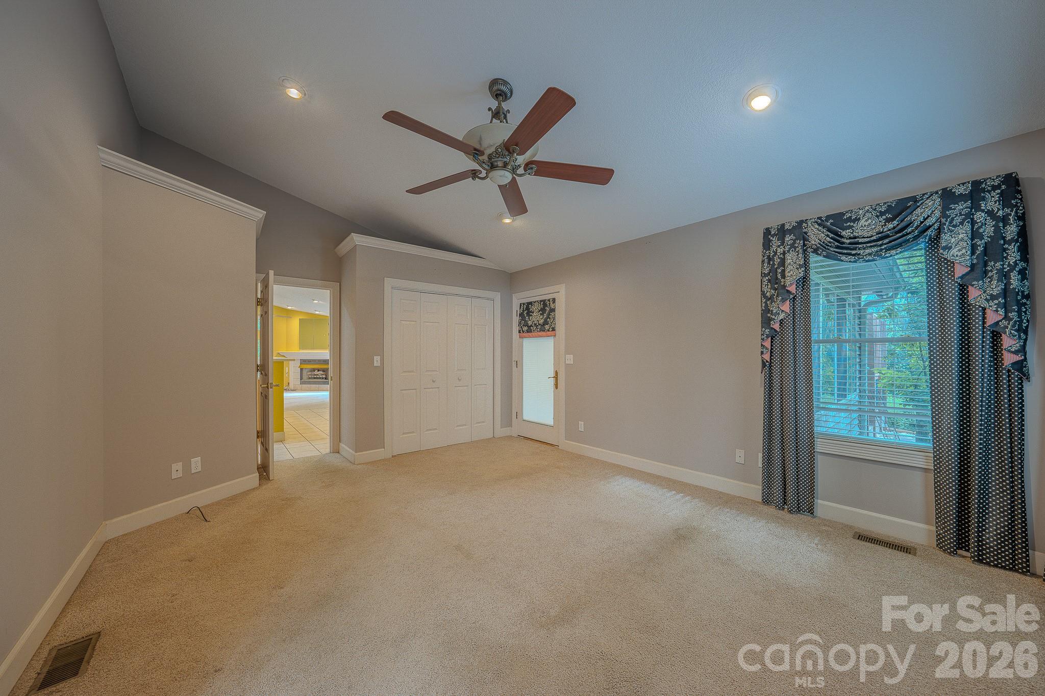 5 Kari Circle — Candler