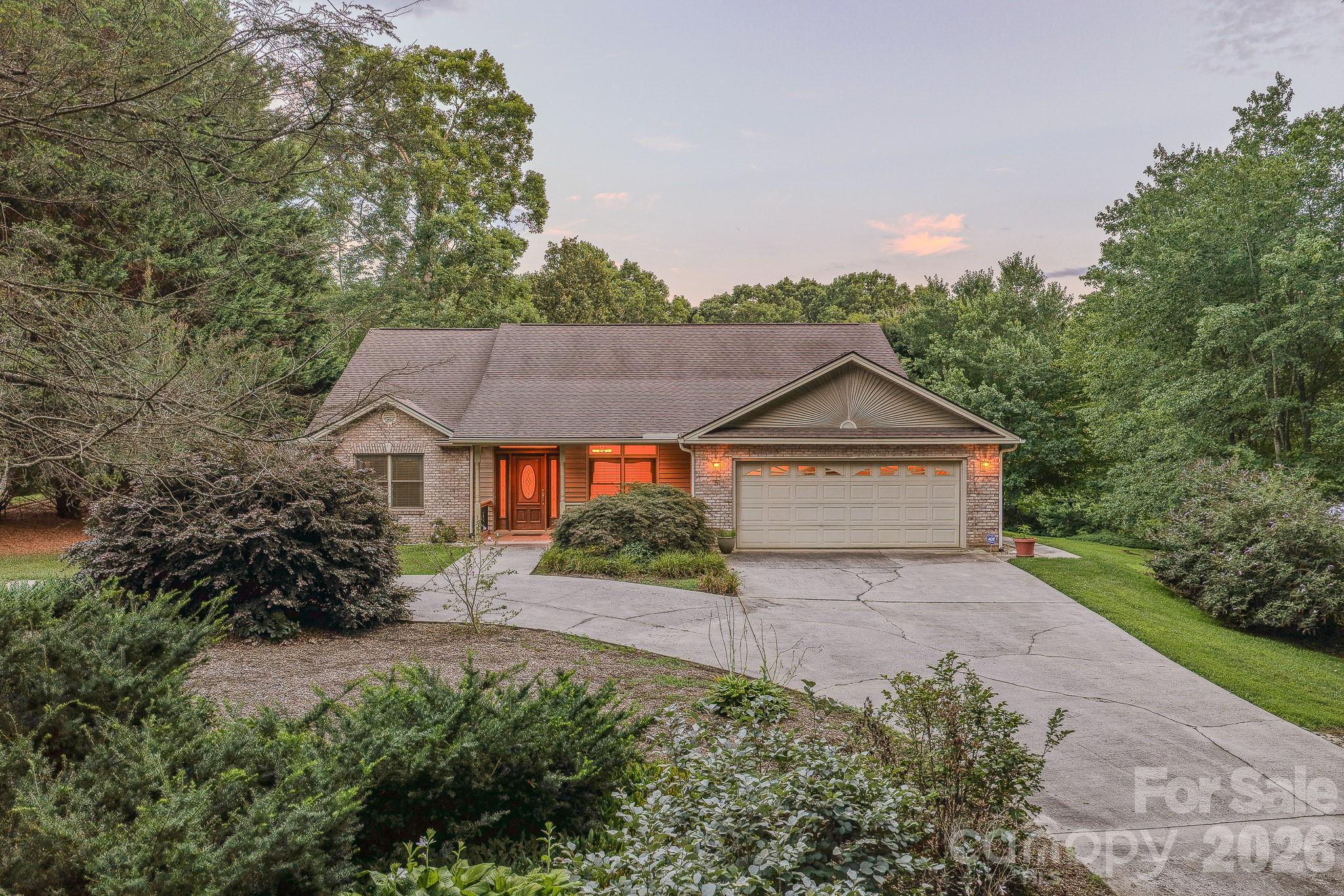 5 Kari Circle — Candler