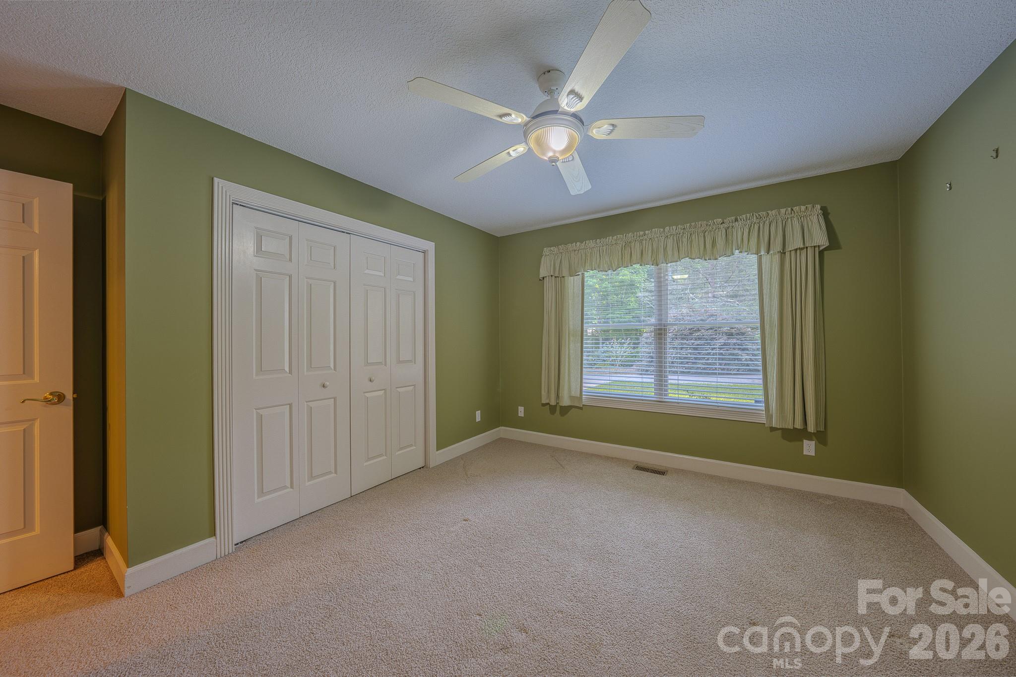 5 Kari Circle — Candler