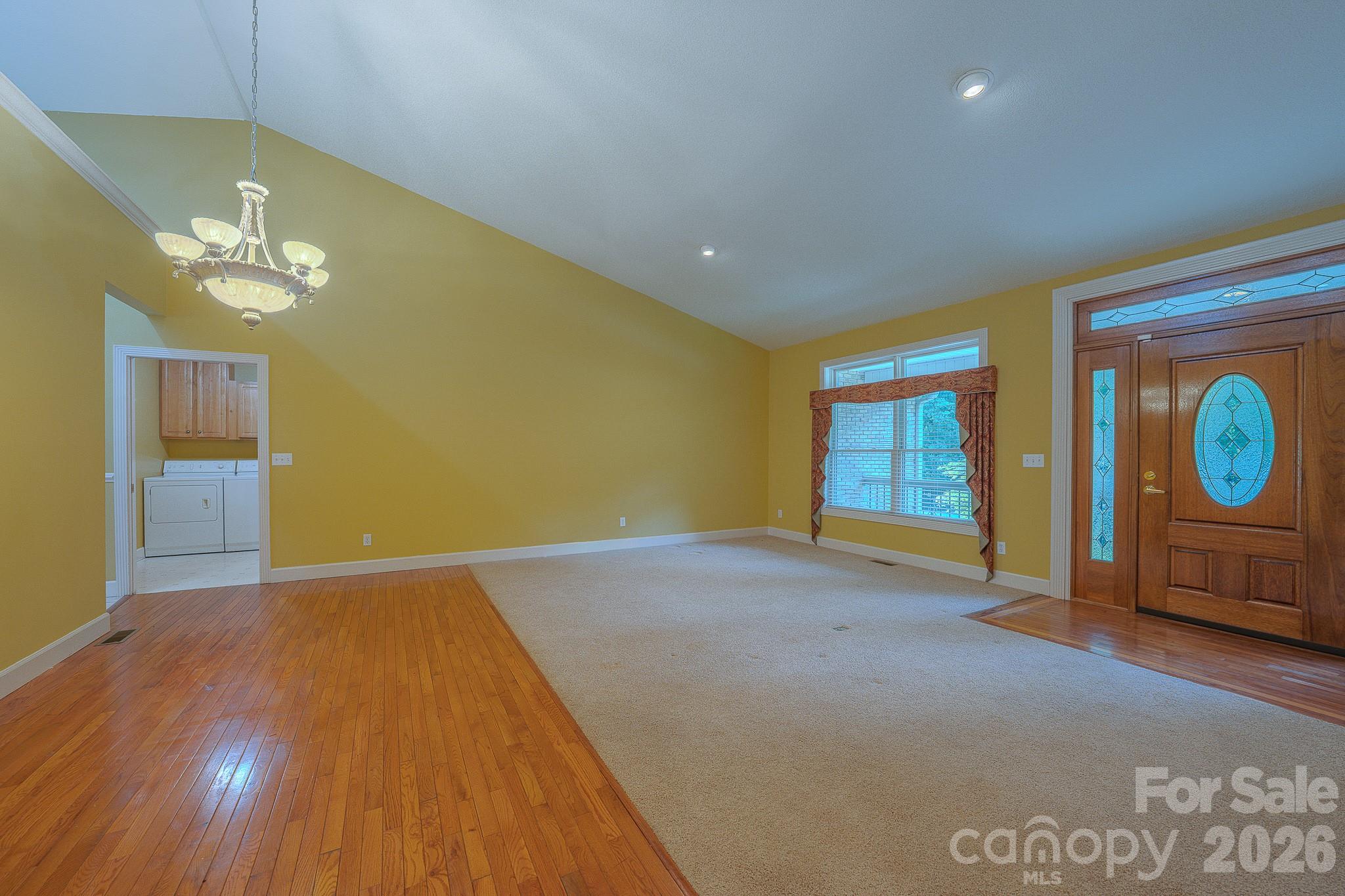 5 Kari Circle — Candler