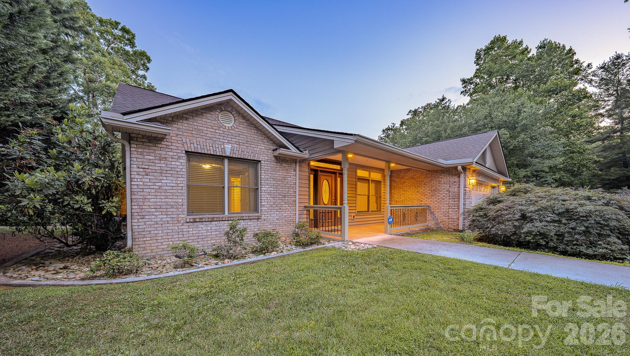5 Kari Circle — Candler