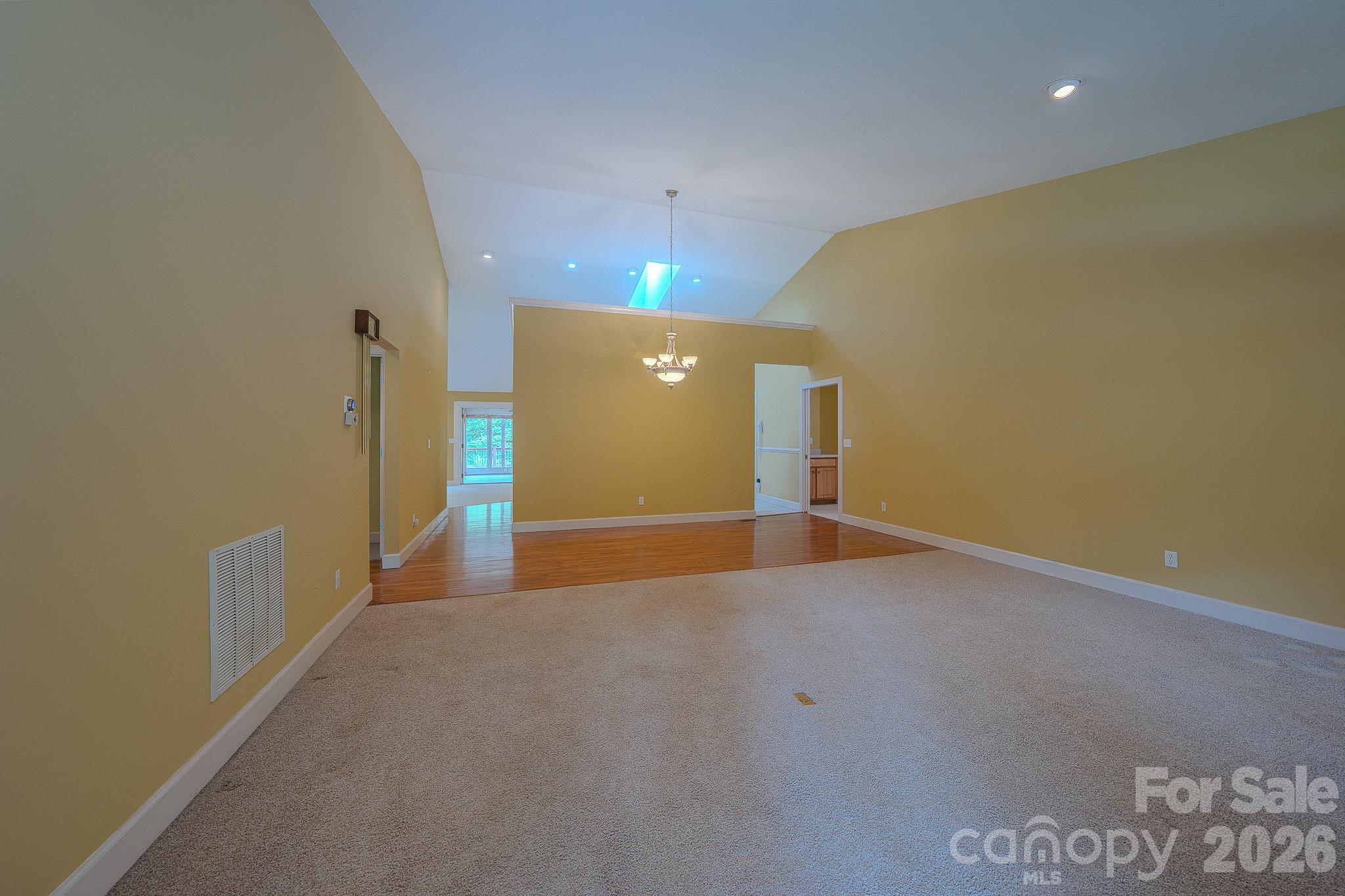 5 Kari Circle — Candler