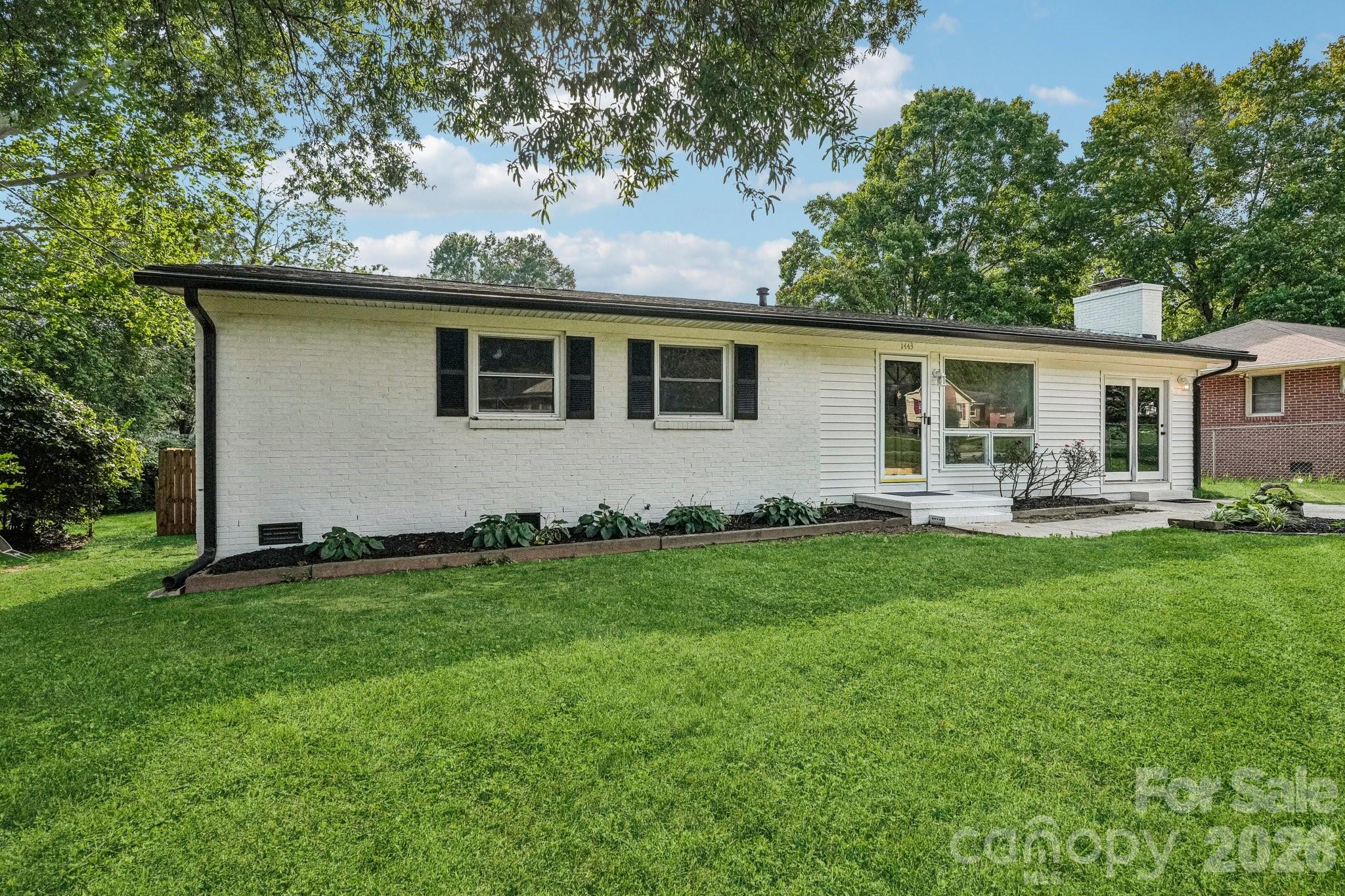 1443 Lynhurst Drive — Gastonia