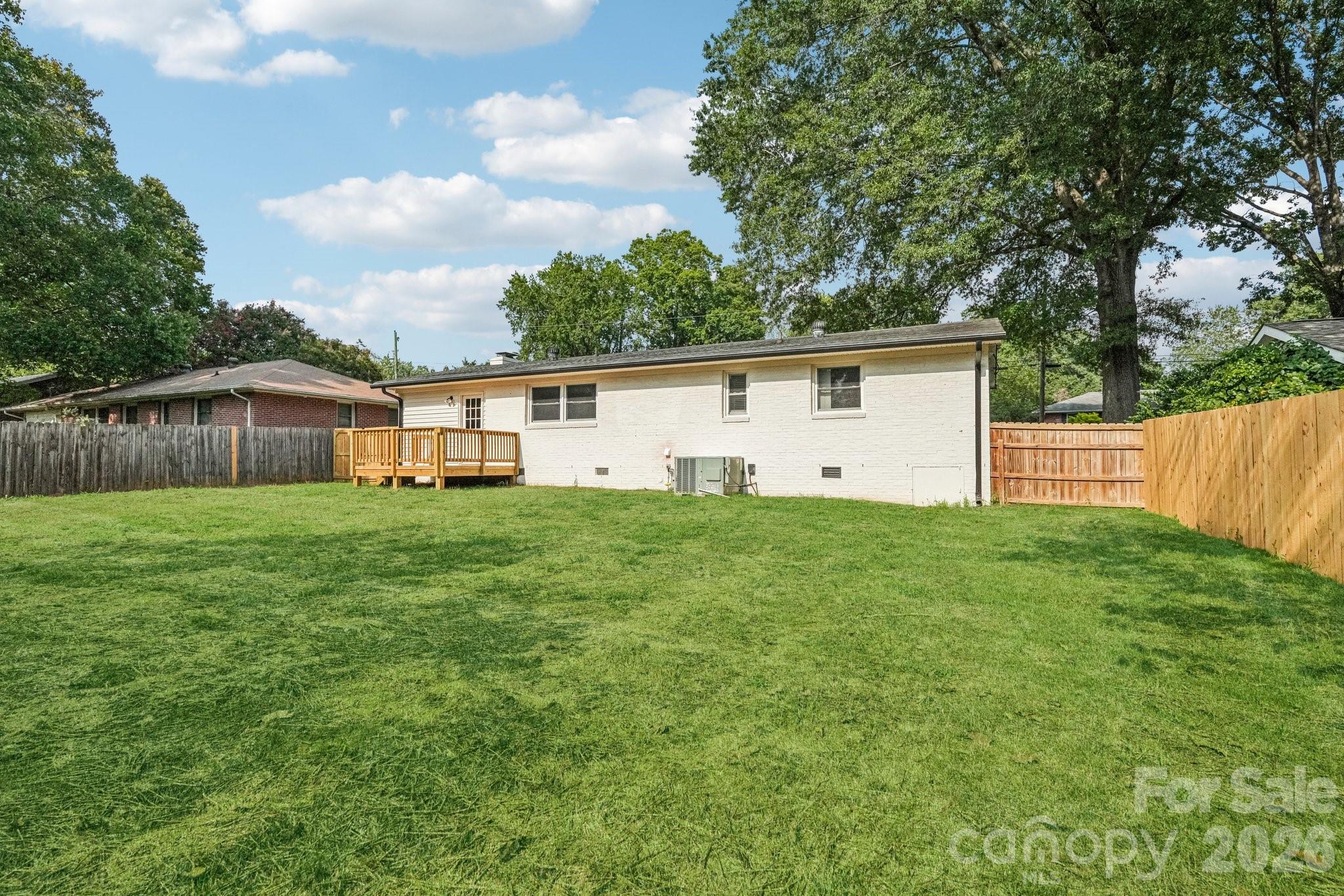 1443 Lynhurst Drive — Gastonia
