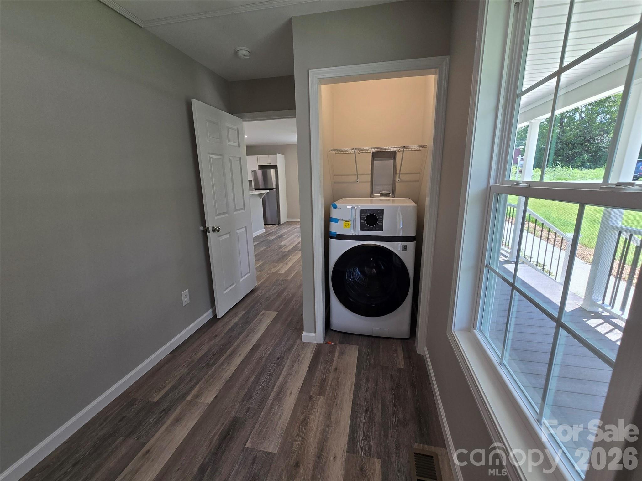 202 W Roswell Street — Troy