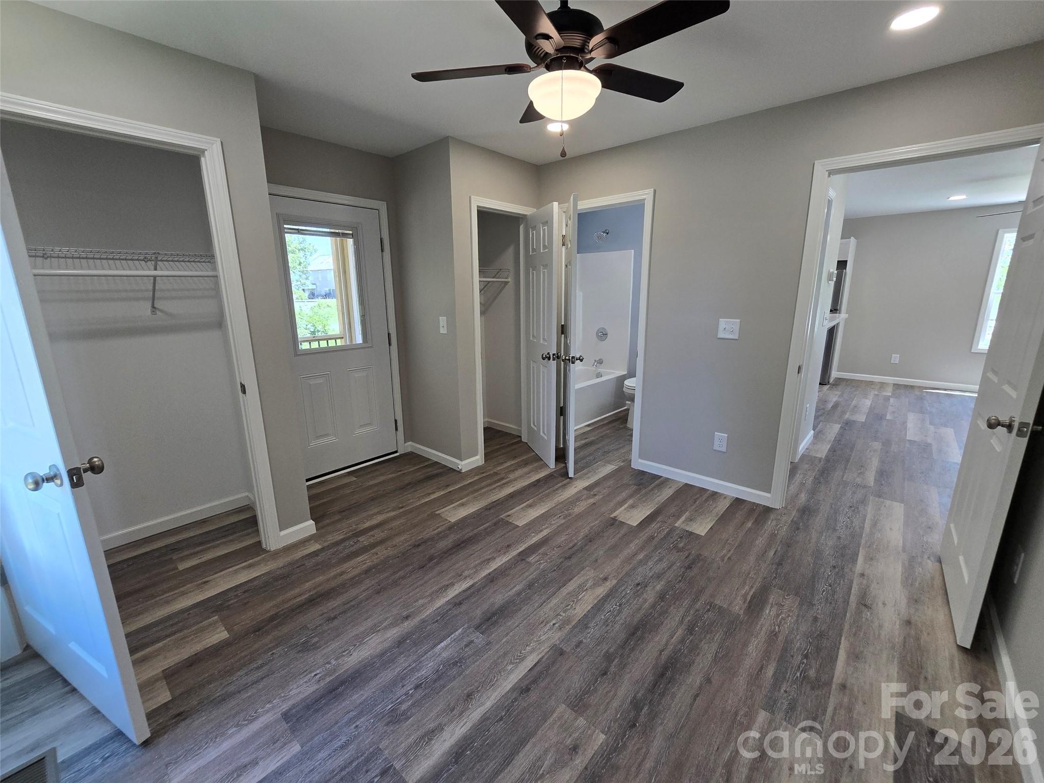 202 W Roswell Street — Troy